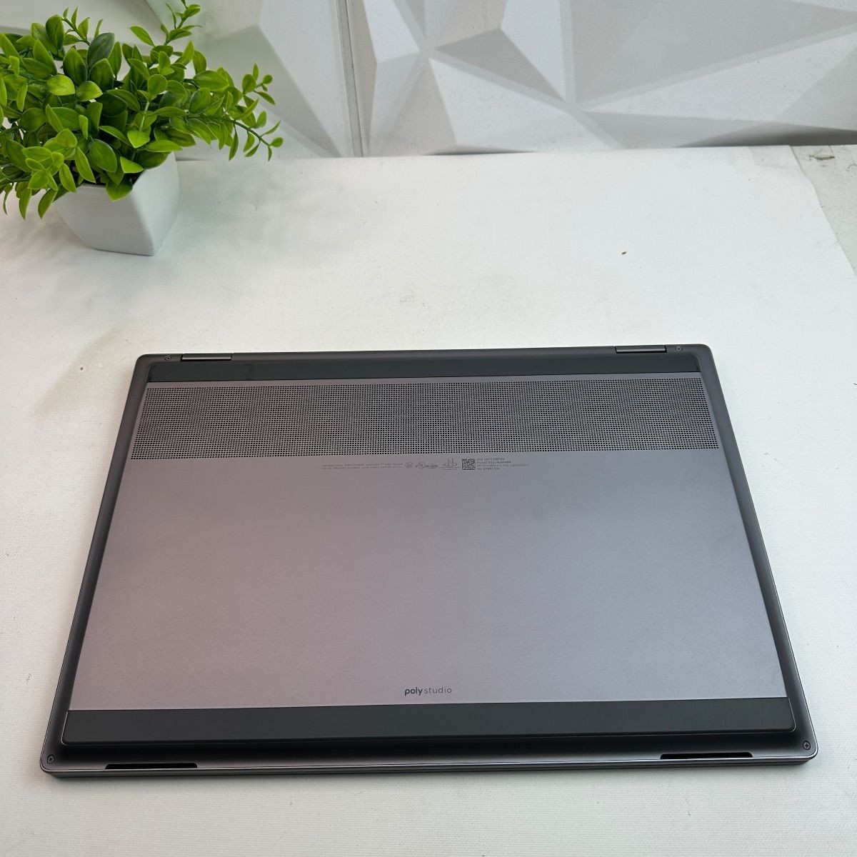 HP OmniBook X Flip 2-in-1 Laptop, 16″ 2K Touch, Ryzen AI 5 340, 16GB, 512GB SSD