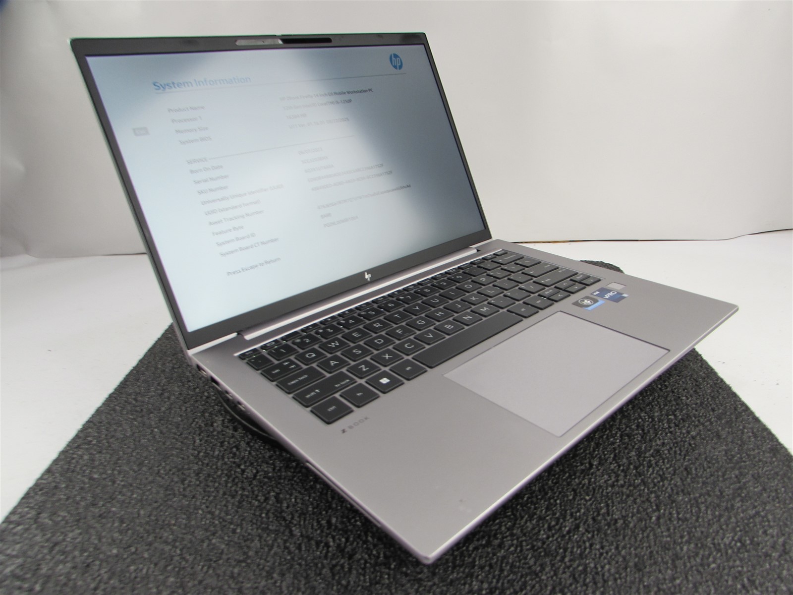 HP ZBOOK FIREFLY 14 (G9) 1920X1080 FHD CORE I5-1250P 256GB SSD 16GB RAM NO O.S