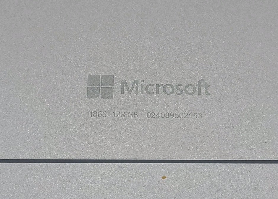 Microsoft Surface Pro Intel Core i5-1035G4 @ 1.1GH 8GB RAM 128GB SSD W11H *READ*