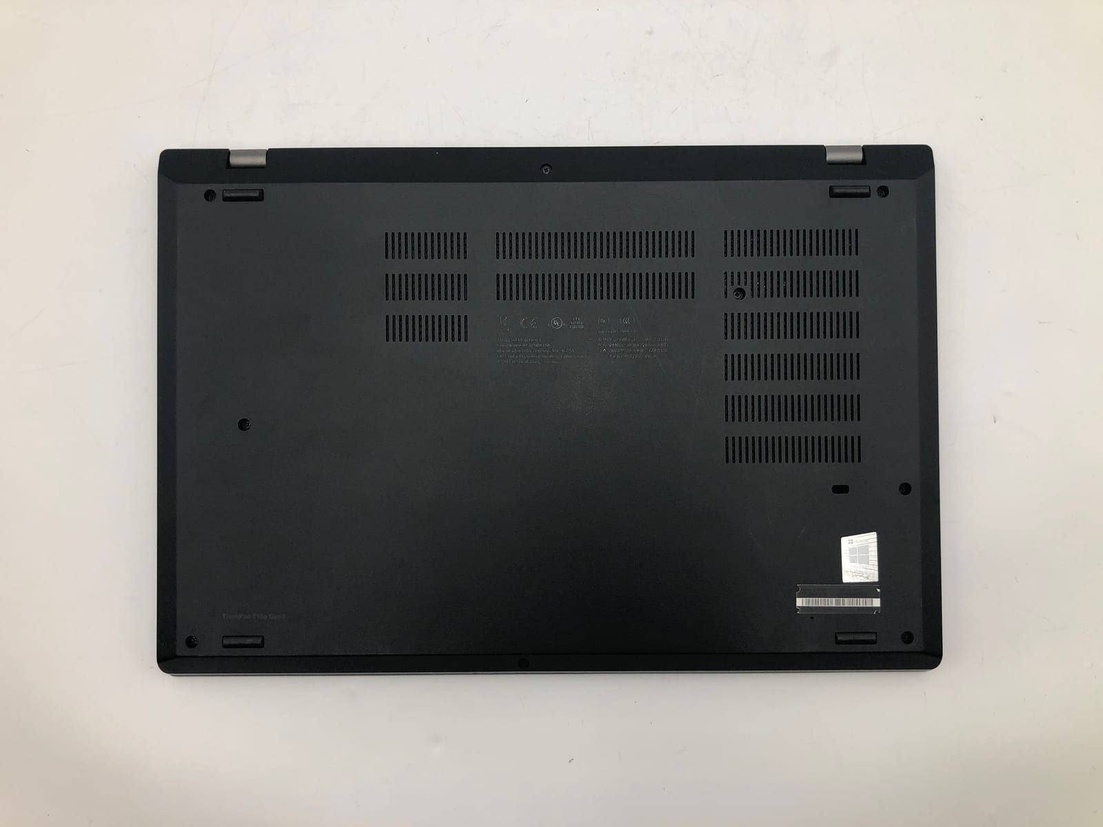 Lenovo | ThinkPad T15p Gen 1 | i5-10300H | 16GB | 512GB NVMe | | 77% Battery
