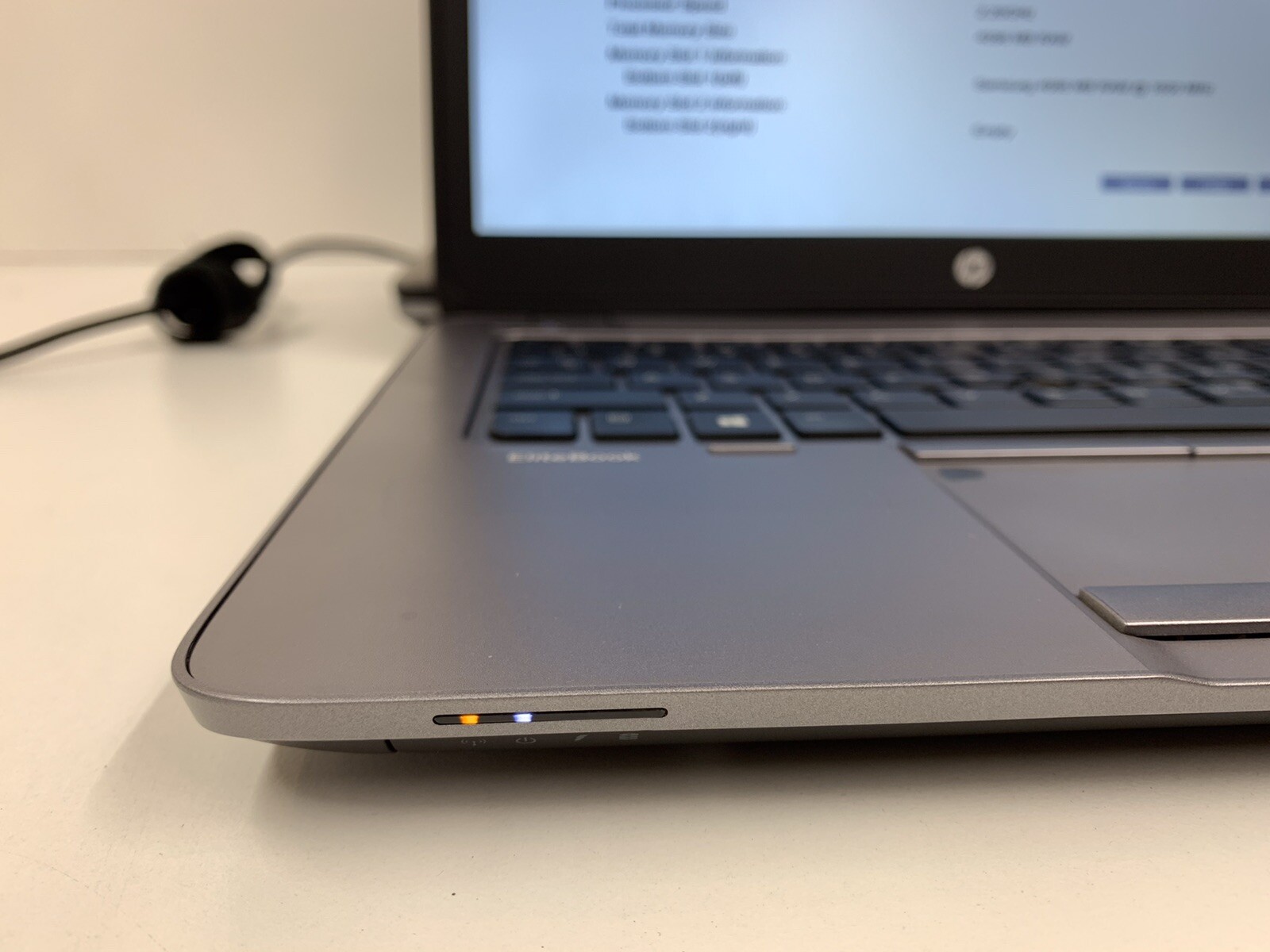 HP EliteBook 840 G2 14″ CORE i5-5300U @ 2.30GHz | 4GB RAM | NO HDD | #T82
