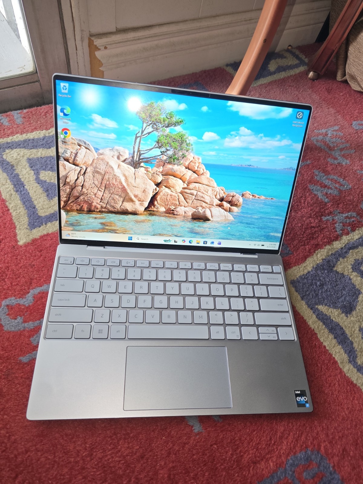 Dell XPS 13 9315 – i7-1250U – 16GB RAM – 512GB SSD WIN11PRO RARE BLUISH-SILVER