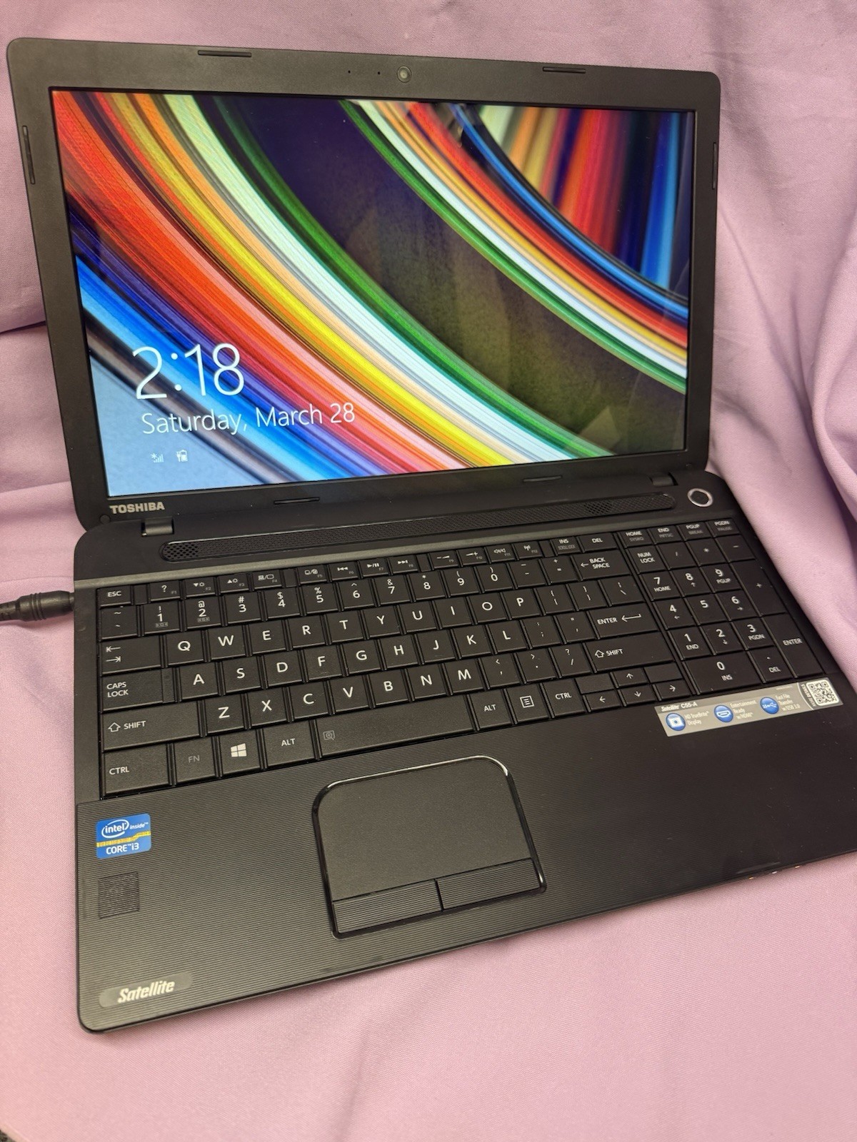 TOSHIBA 15.6″ Satellite C55-A5310 Laptop Windows 8.1 Core 13 For Parts or Repair