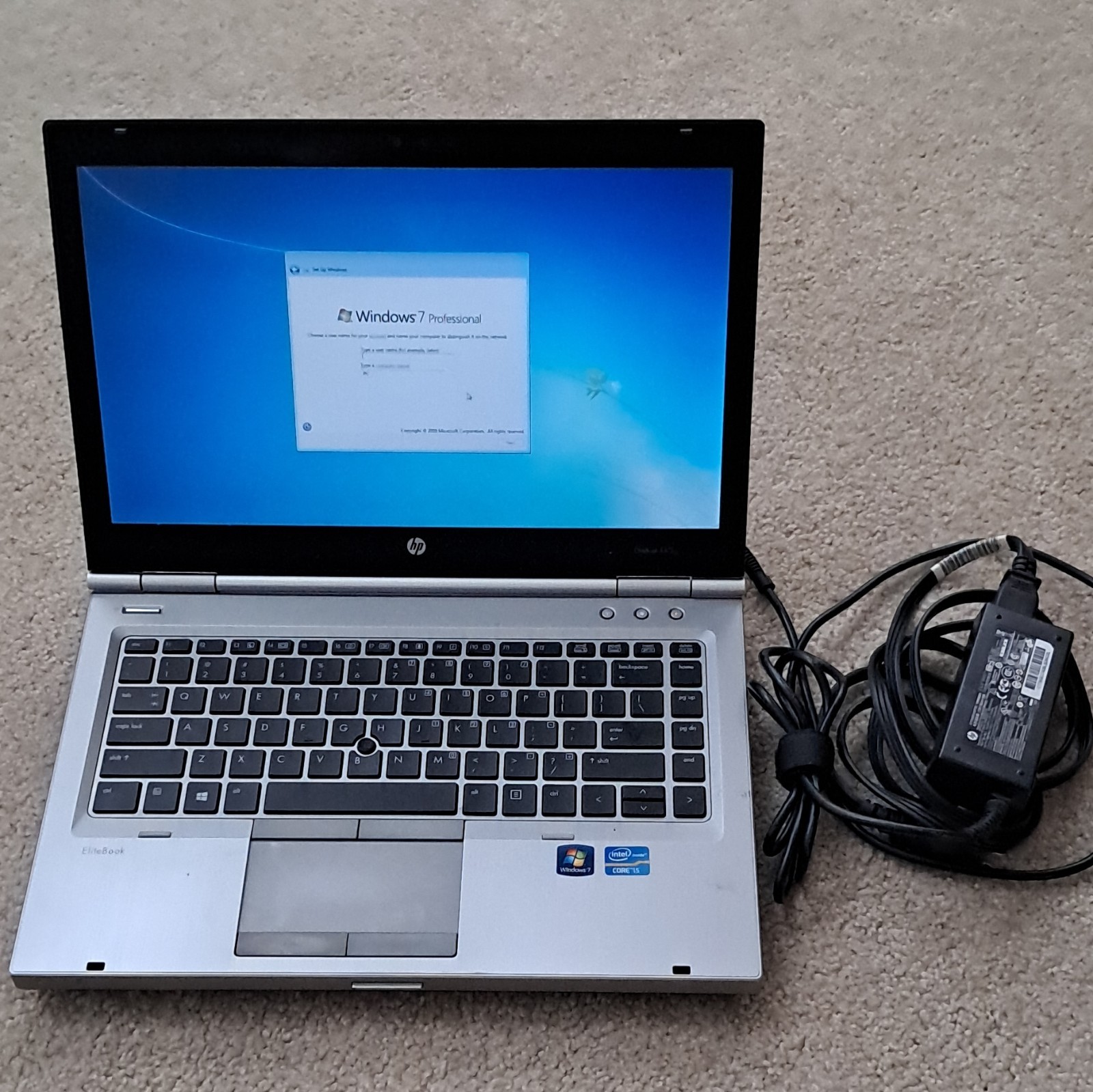 HP EliteBook 8470p 14″ Intel Core i5 Win7 Pro Webcam Wi-Fi Silver