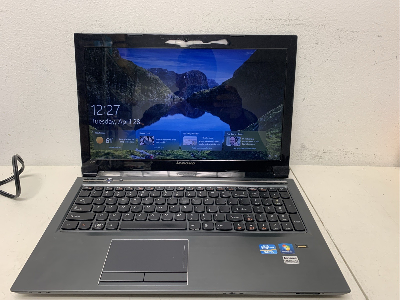 ✨Lenovo V570 Intel i5-2450M 2.5 GHz 6GB RAM 128 Gb SSD WIN 10 Home ✨
