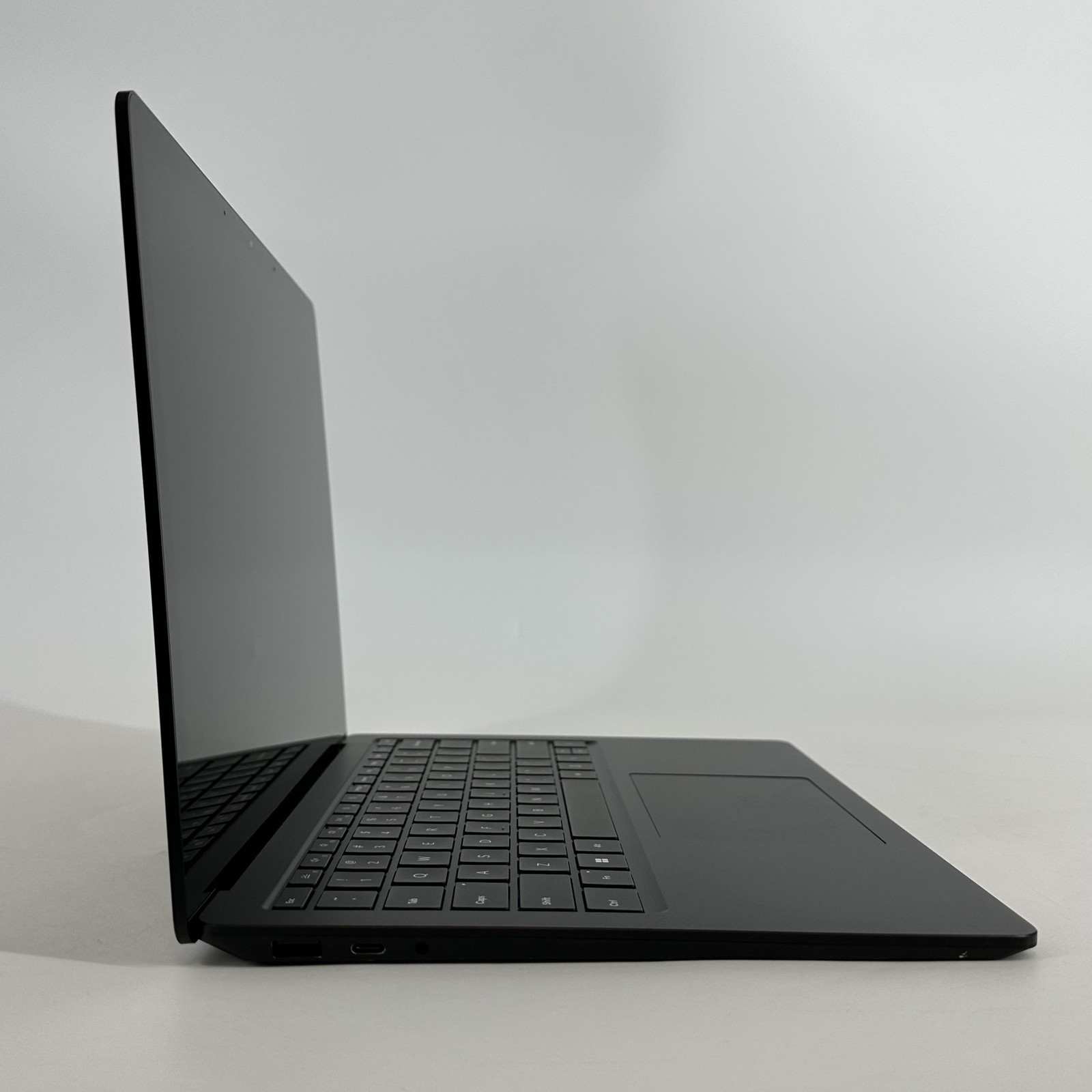 Microsoft Surface Laptop 5 13.5 2K TOUCH 2.5 GHz i5-1245U 16GB 512GB Very Good