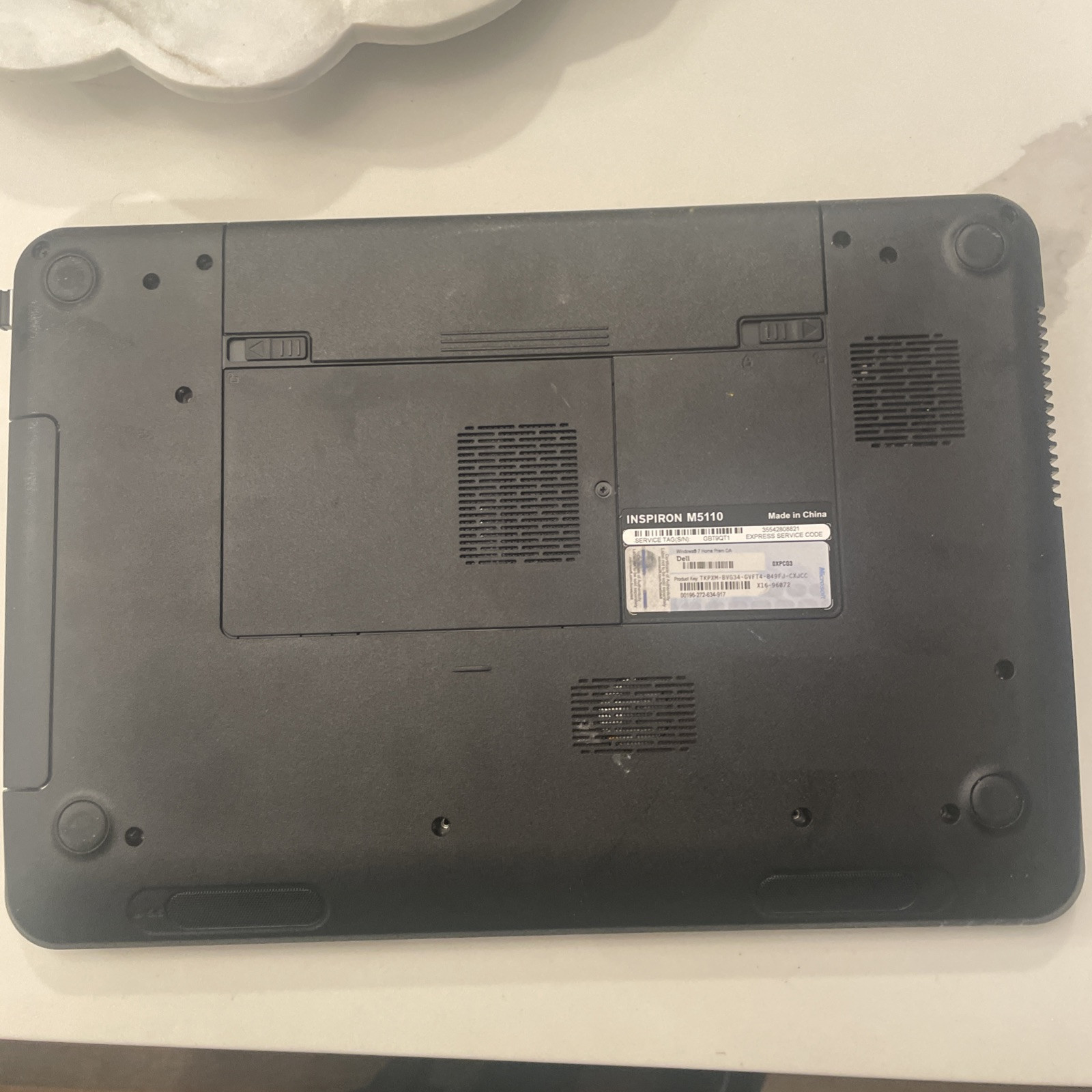 Dell Inspiron N5110 Sold As Is. Turns On