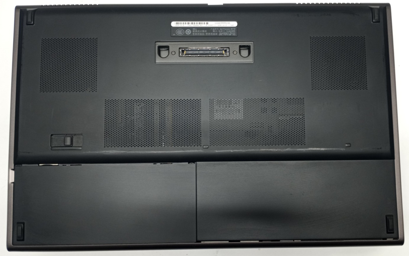 Lot of 2 Dell Precision M6700 17.3″ i7-3840QM@2.80 16GB RAM No HDD No OS MC369*!