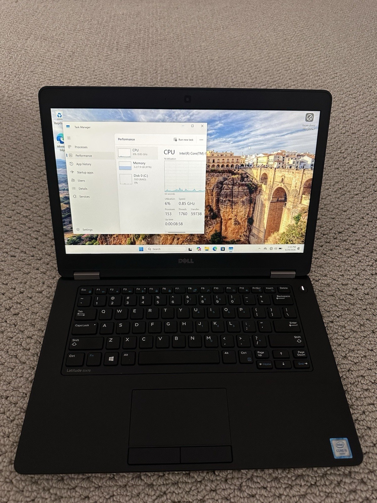 Dell Latitude E5470 14″ 256GB,Intel Core i5 6th Gen 2.40 GHz 8GB Black Windows11