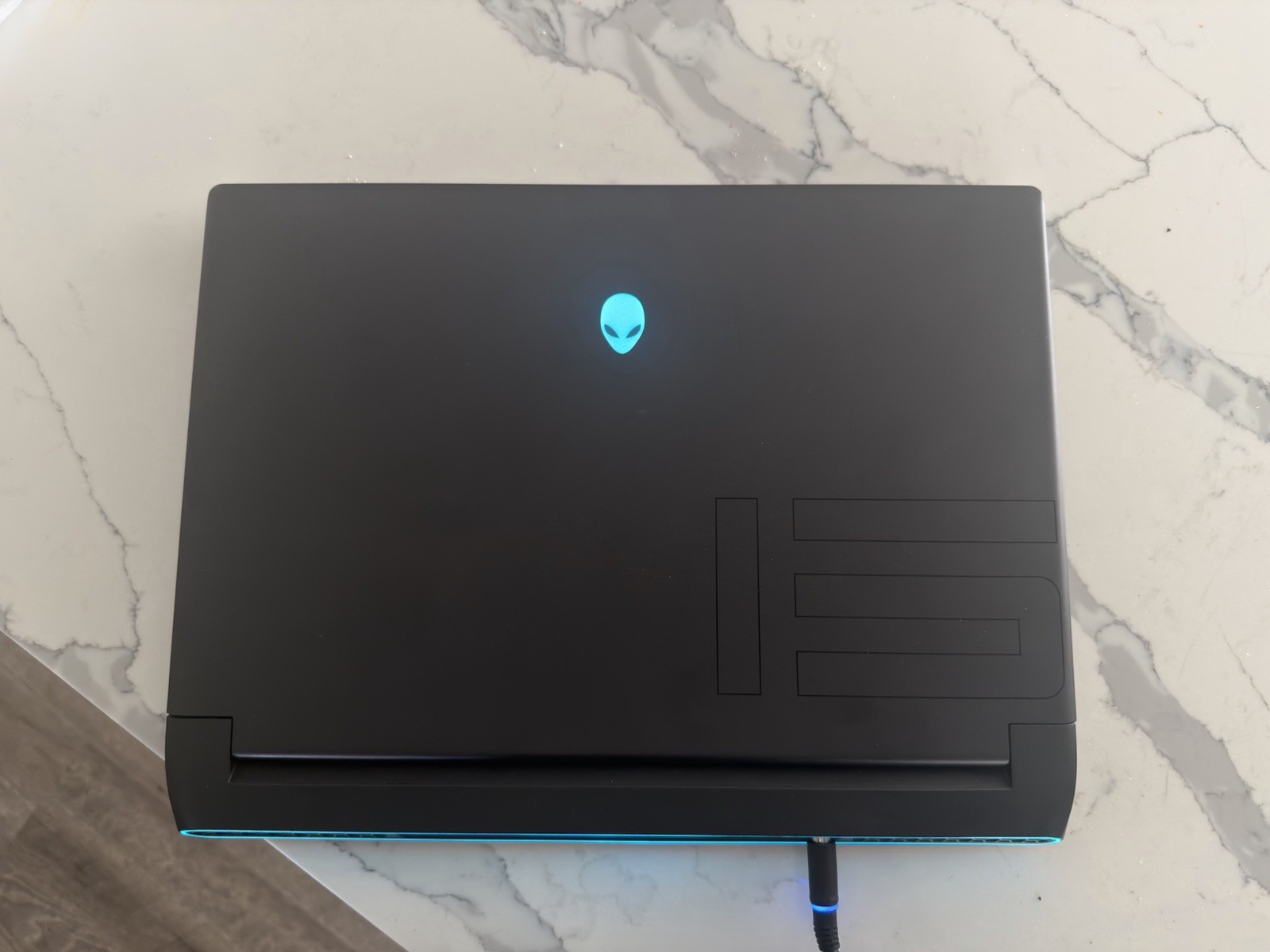 Alienware Gaming Laptop AMD Ryzen 9 5900HX RTX 3070 16GB RAM Windows 11 SSD