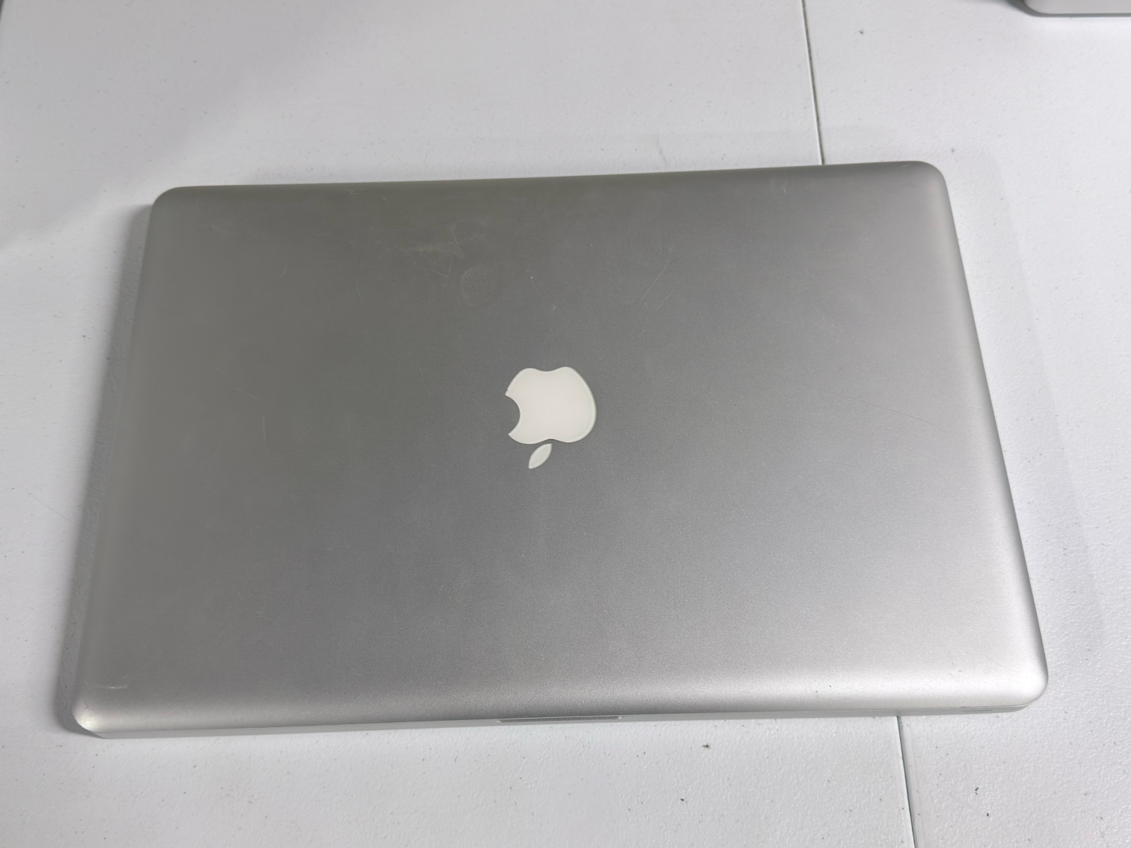 AS-IS Apple MacBook Pro A1286 15″ (Please Read, 2008-2011)