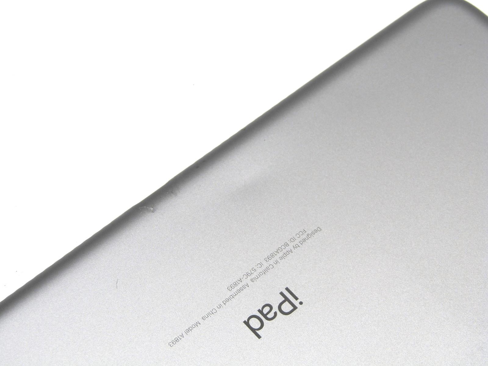 Apple iPad 6 A1893 7,5 32GB Tablet 9.7″ | Space Gray | WiFi Only | Health: 88%