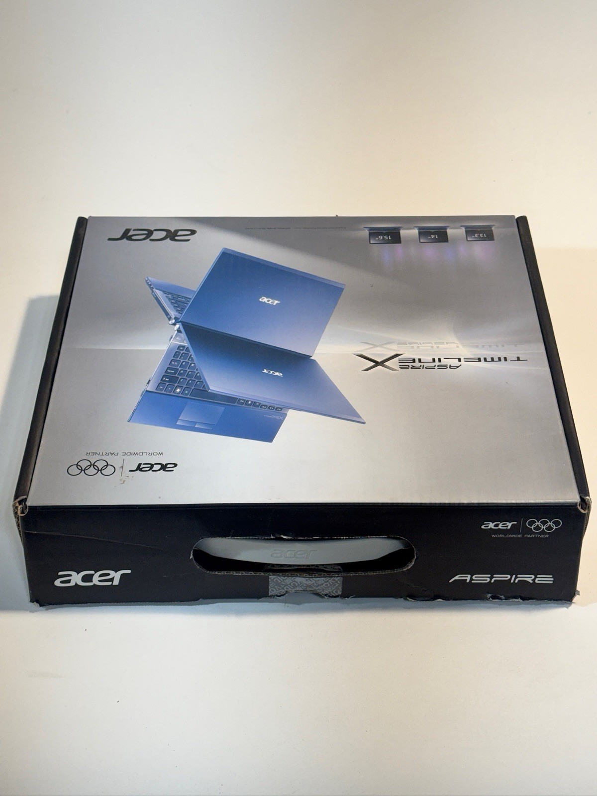Acer Aspire Laptop 14″ HD LED LCD Intel Core i3-2370M 4GB RAM 320GB HDD