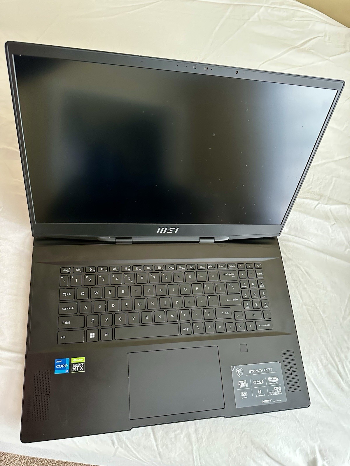MSI Stealth 17 Studio A13V i9 RTX 32GB 2TB SSD 17.3″ Win11 Black Laptop