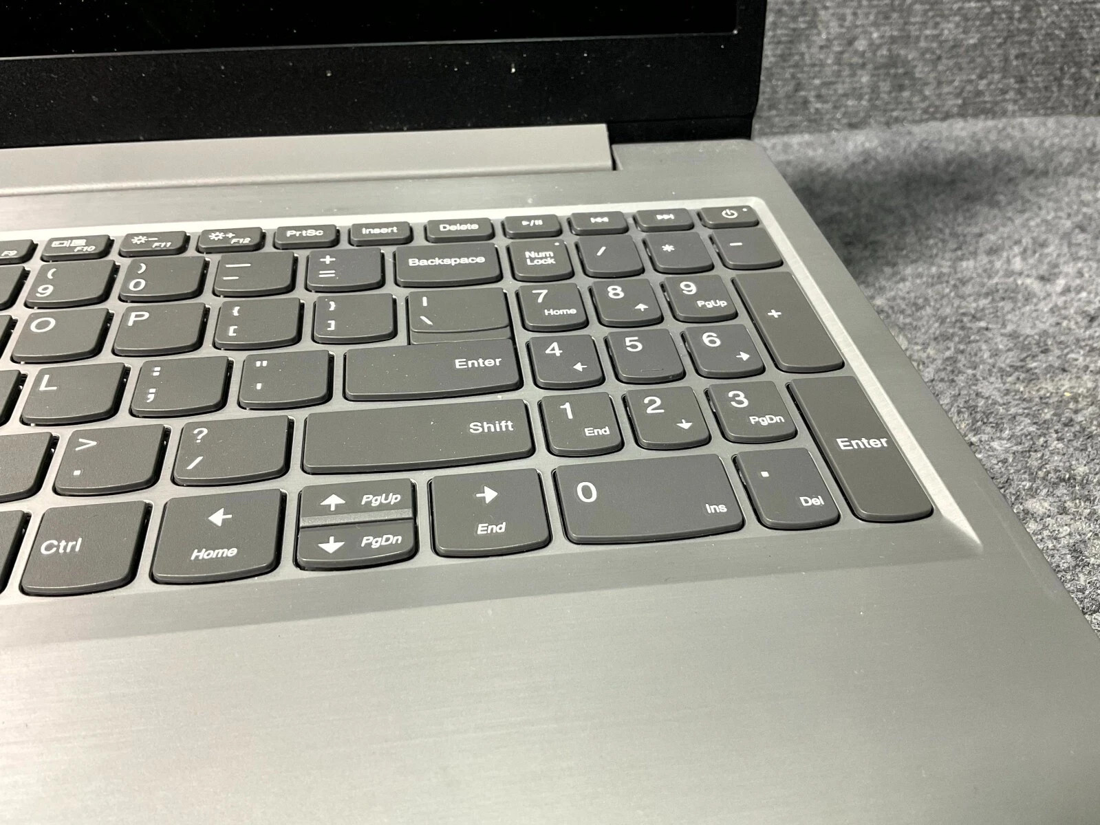 Lenovo IdeaPad L340 i3 8th Gen 8GB 2.1 GHz Core 8145U