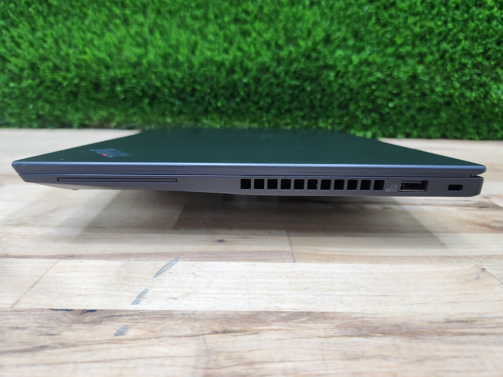 Lenovo ThinkPad T490s FHD Touchscreen i7-8665U 16GB 256GB SSD Windows 11 Pro ~