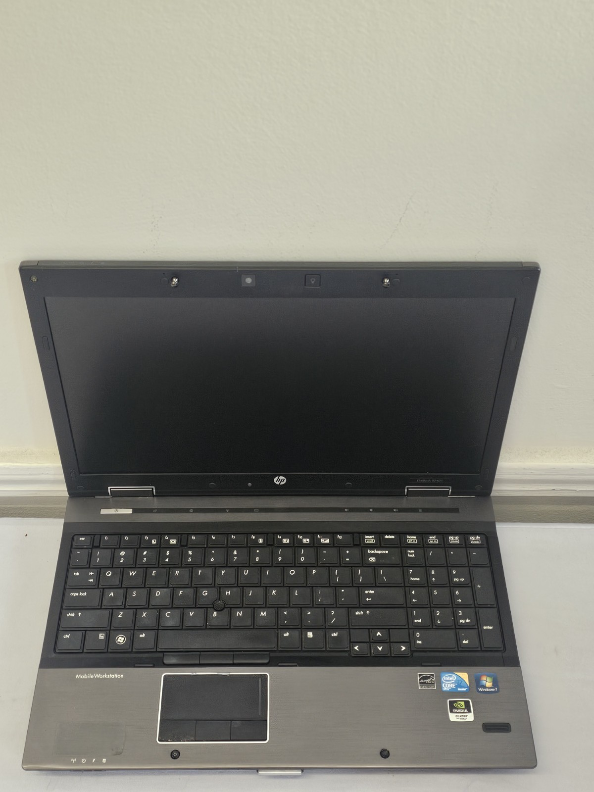 HP EliteBook 8540W Laptop – Intel i7-M620 – 4GB RAM – 120GB HDD – BAD BATT -READ