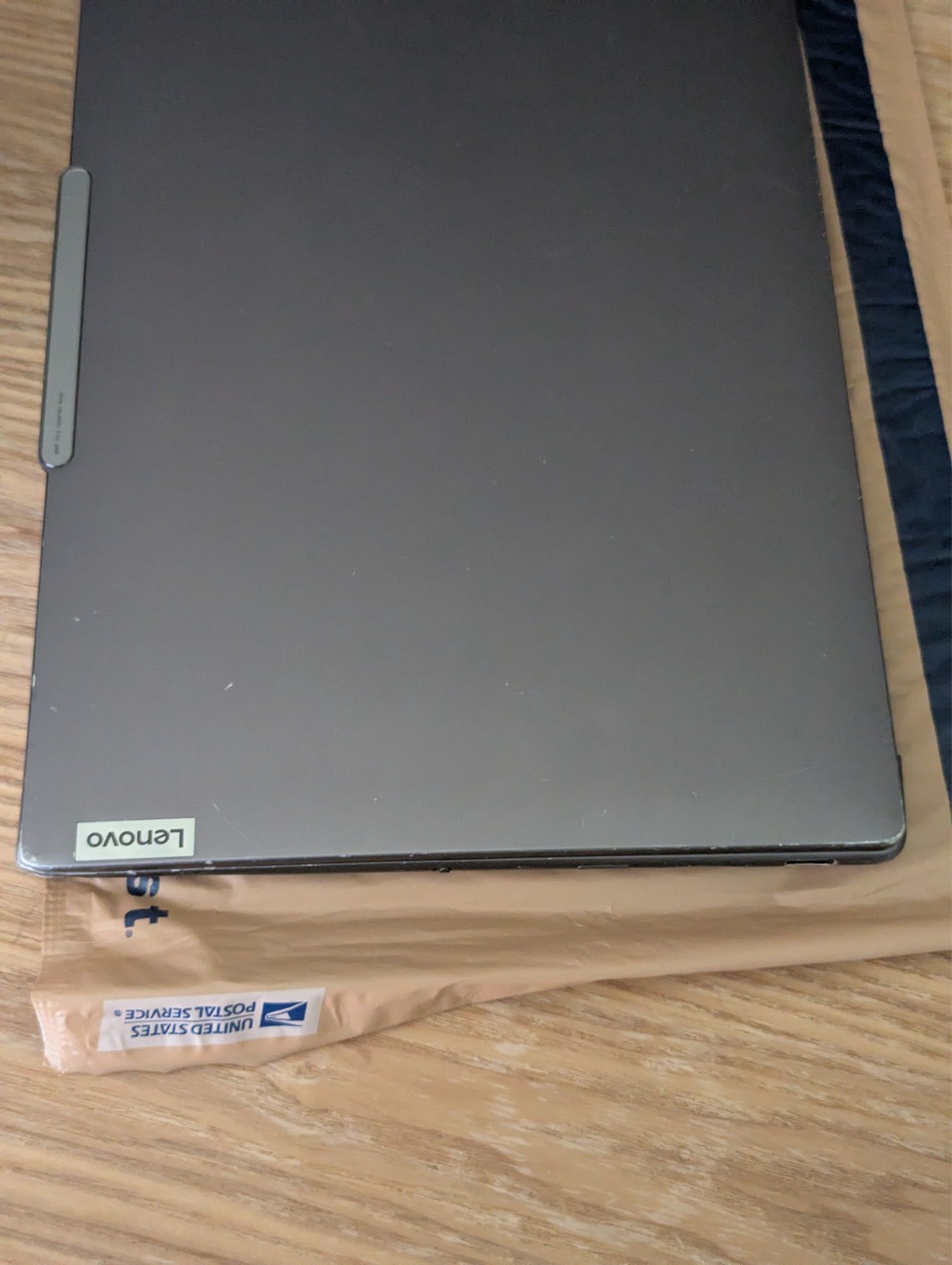Lenovo Slim Pro 9 16IRP8 16” (1TB SSD Intel Core i9-13905H 2.6GHz 32GB RAM)…