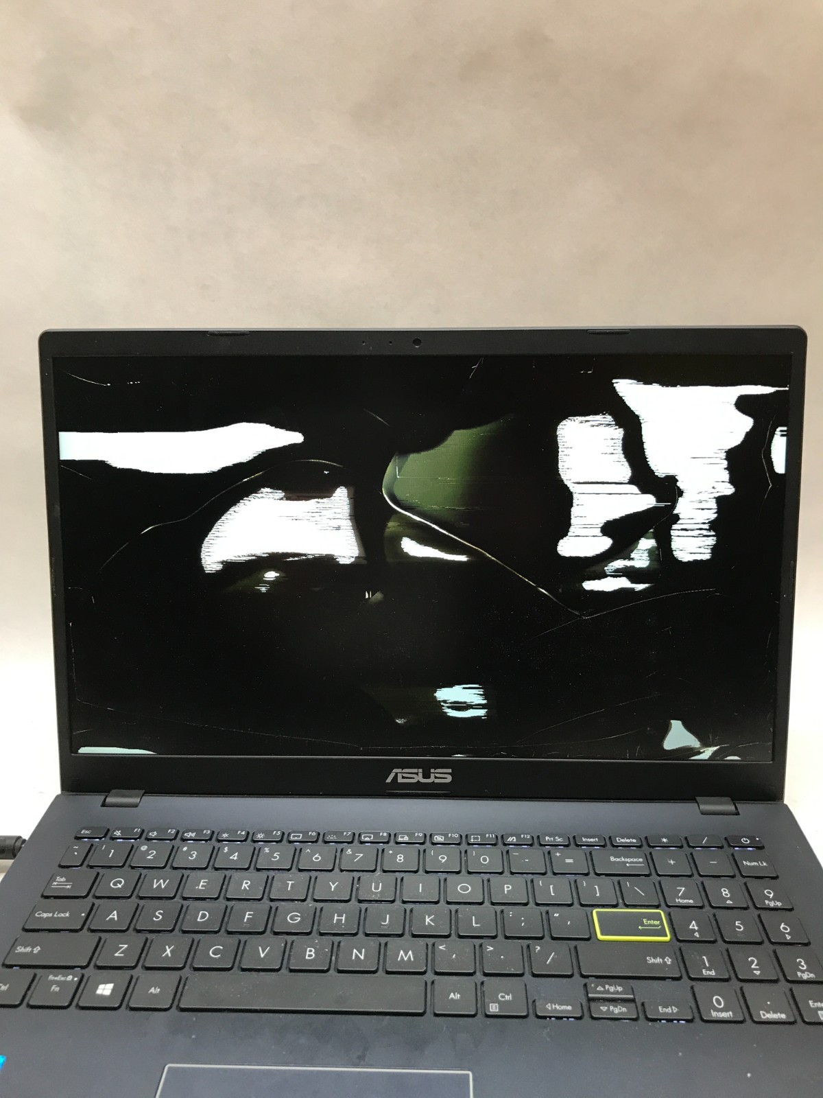 Asus L510MA-WS05 15″ Laptop Intel Celeron 4GB RAM NO HDD/OS For Parts Cracked DW