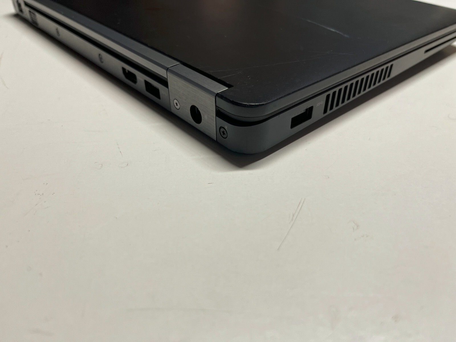COMPLETE Dell Latitude E5270 i5-5300U 1 x 8GB RAM 500GB NO BATTERY OC18-86-91
