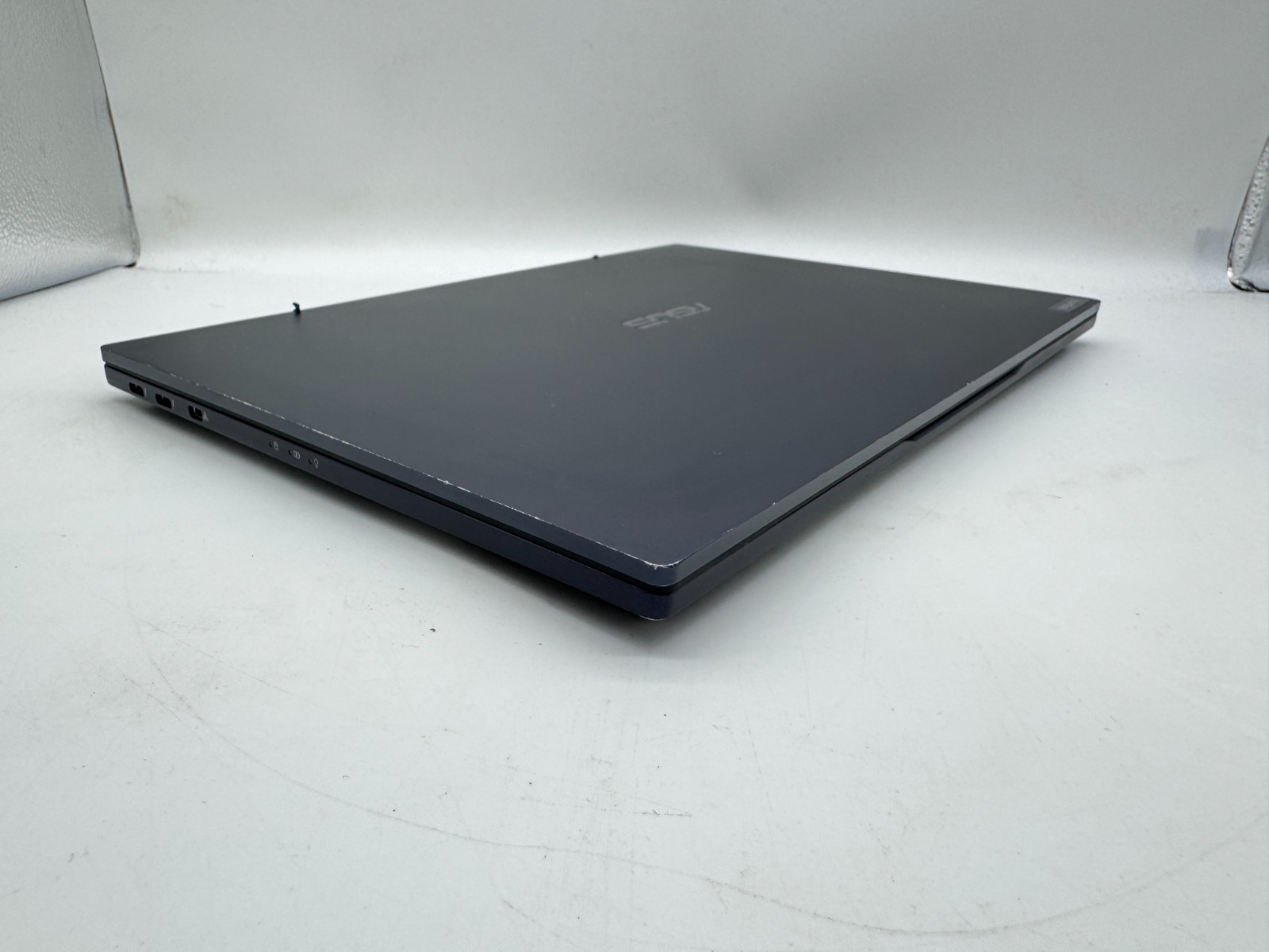 ASUS ExpertBook B5302CE 13.3″ FHD Laptop intel i5-1135G7 16GB 512GB SSD Win11Pro