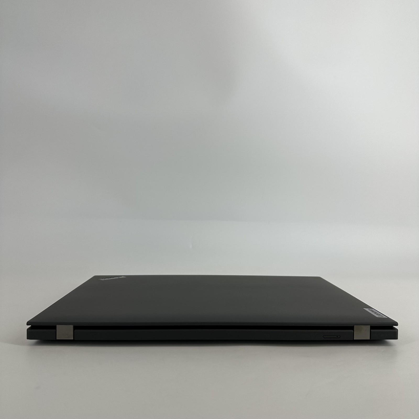 Lenovo ThinkPad P16s Gen 2 UHD+ 3.3 GHz Ryzen 7 PRO 7840U 64GB 1TB SSD Excellent