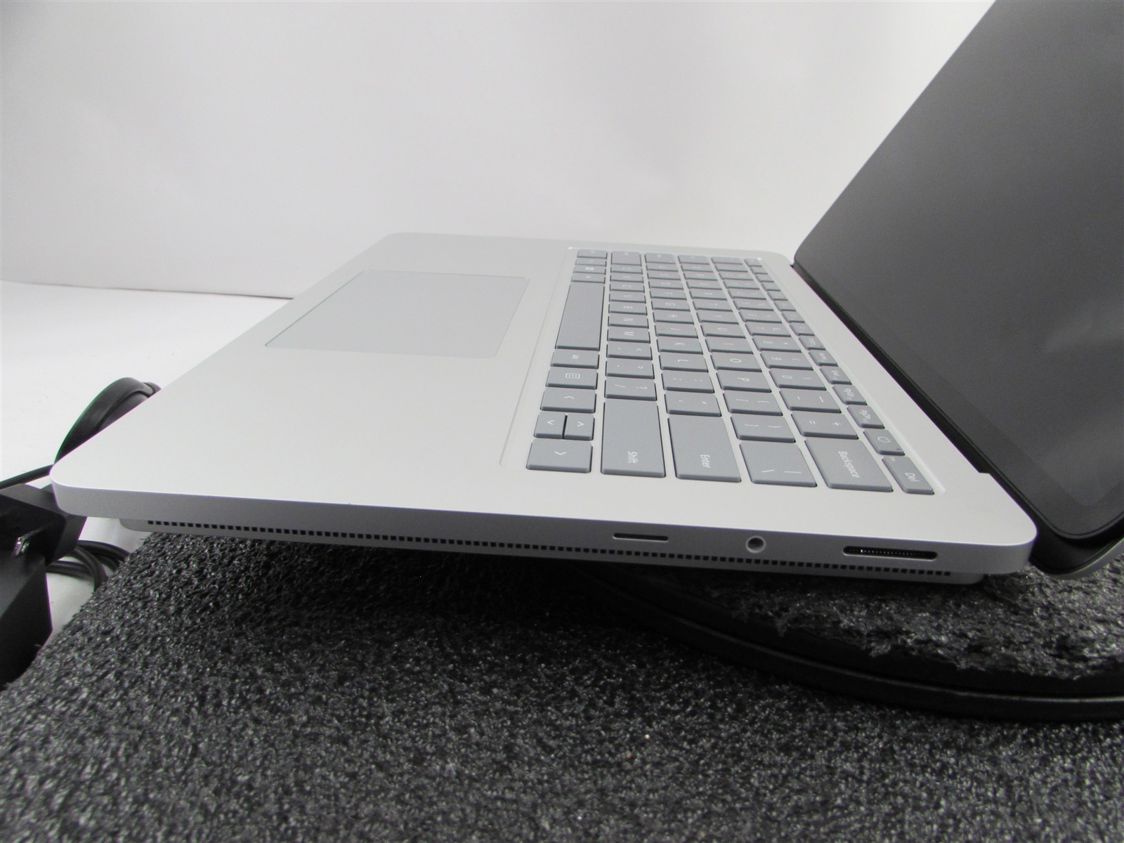 MICROSOFT SURFACE LAPTOP STUDIO 2 2029 I7-13800H 1TB 32GB RTX 2000 ADA WIN 11