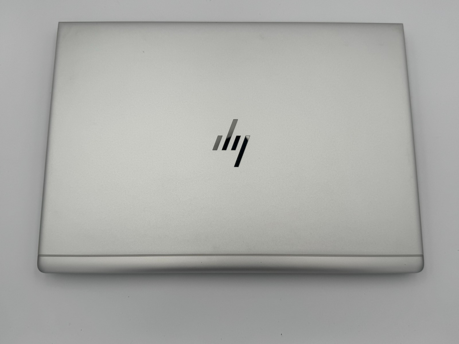 HP EliteBook 840 G6 14″ | Intel Core i5-8265U | 16GB | 256GB NVME | Win 11 Pro
