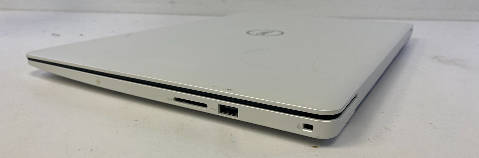 Dell Inspiron 3593 15.6″ Intel Core i5 1035G1 CPU 8GB RAM NO SSD/OS/CHARGER