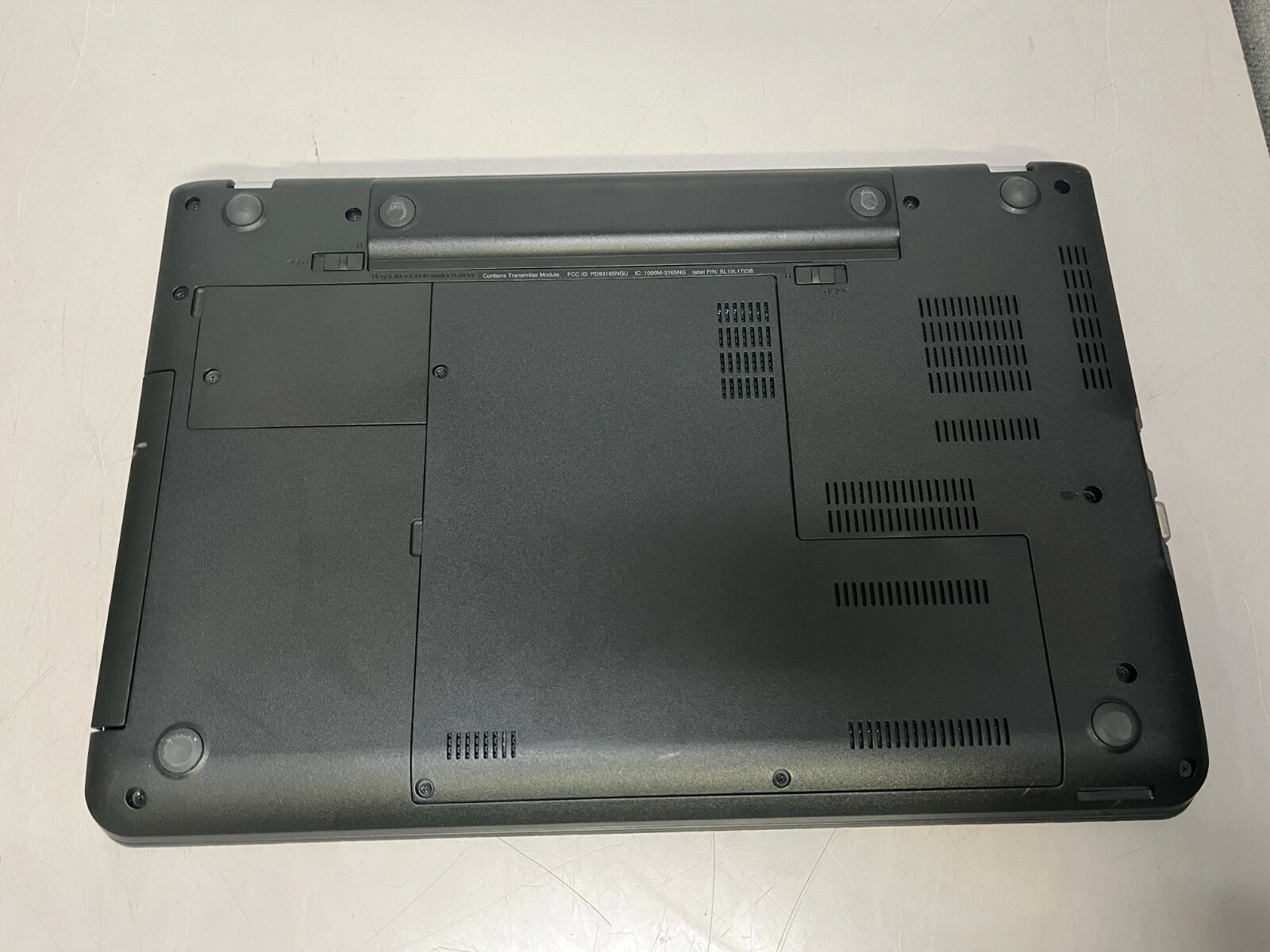 Lenovo ThinkPad E560 15.6″ i3-6100U 2.3GHz 8GB/500GB Webcam Laptop [NO AC/OS]
