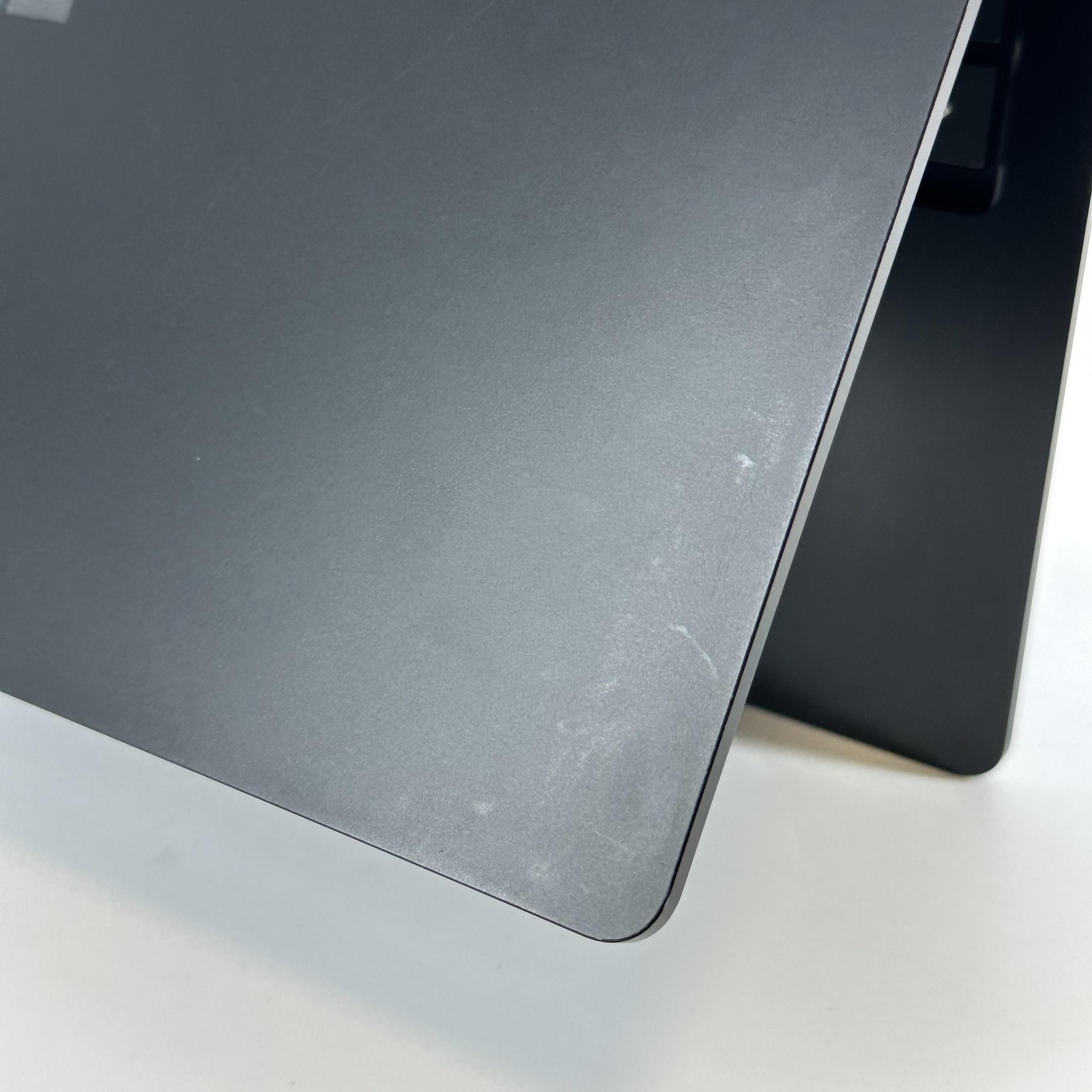 Microsoft Surface Laptop 3 13.5 2K TOUCH i7-1065G7 1.30GHz 16GB 256GB – Good