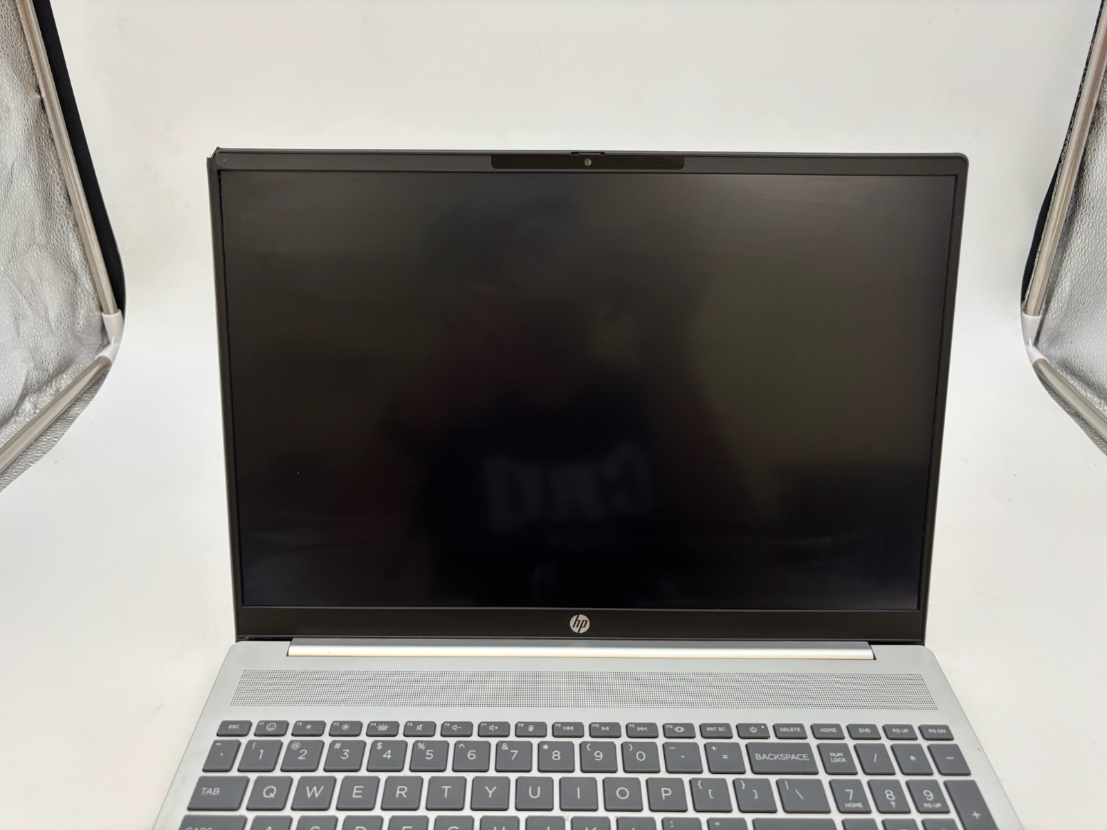 HP Pavilion 16-af0010nr 16″ 512 GB SSD 8 GB RAM Ultra 5 125U Windows 11 Home
