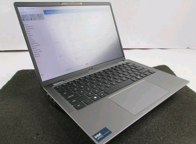 Dell Latitude 7350 laptop CORE ULTRA i5 16GB Memory 256GB SSD win 11 pro