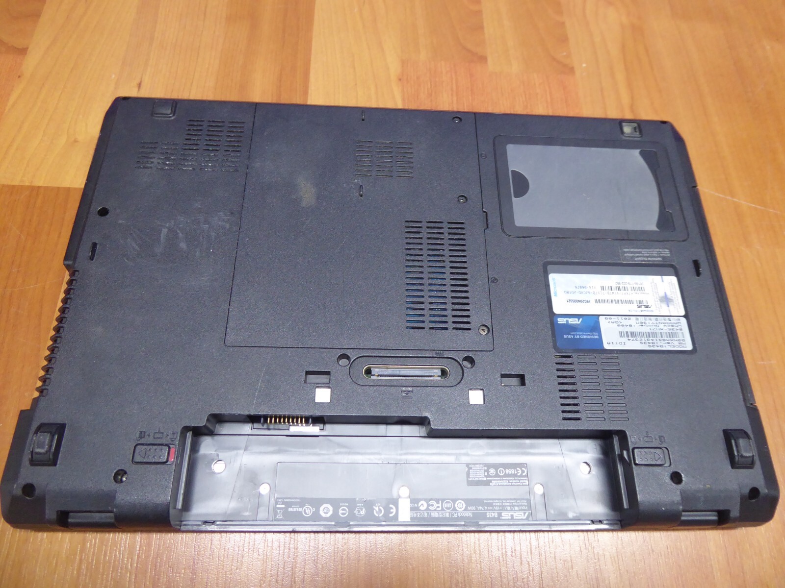 ASUS B43S 16″ ASUSPRO ITEL i7-2620M 2.7GHz 8GB 500GB WINDOWS 10 PRO – NO BATTERY