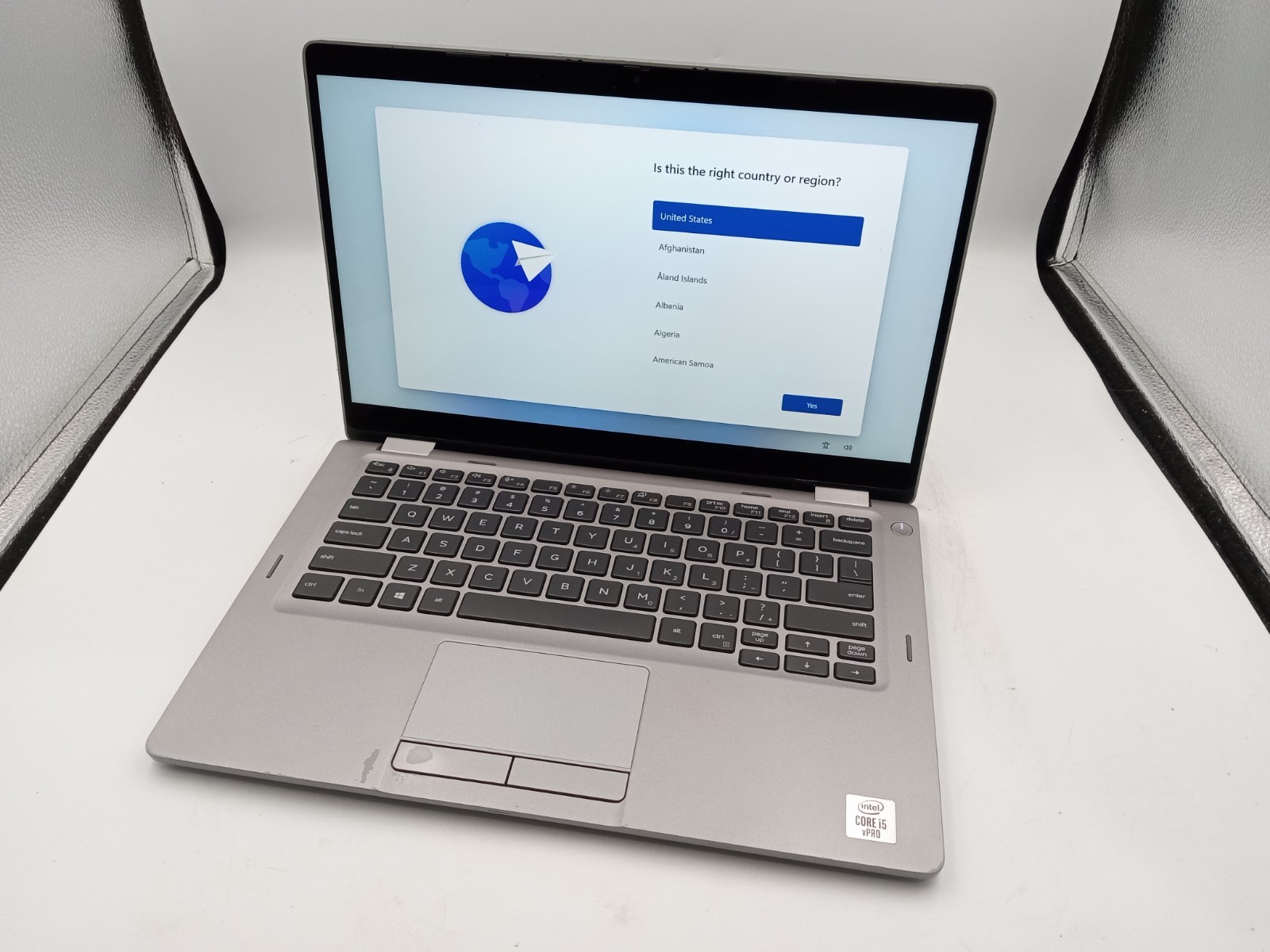 Dell Latitude 5310 2in1 13″ Touchscreen i5-10310U 4GB RAM 128GB W11 – READ -RR