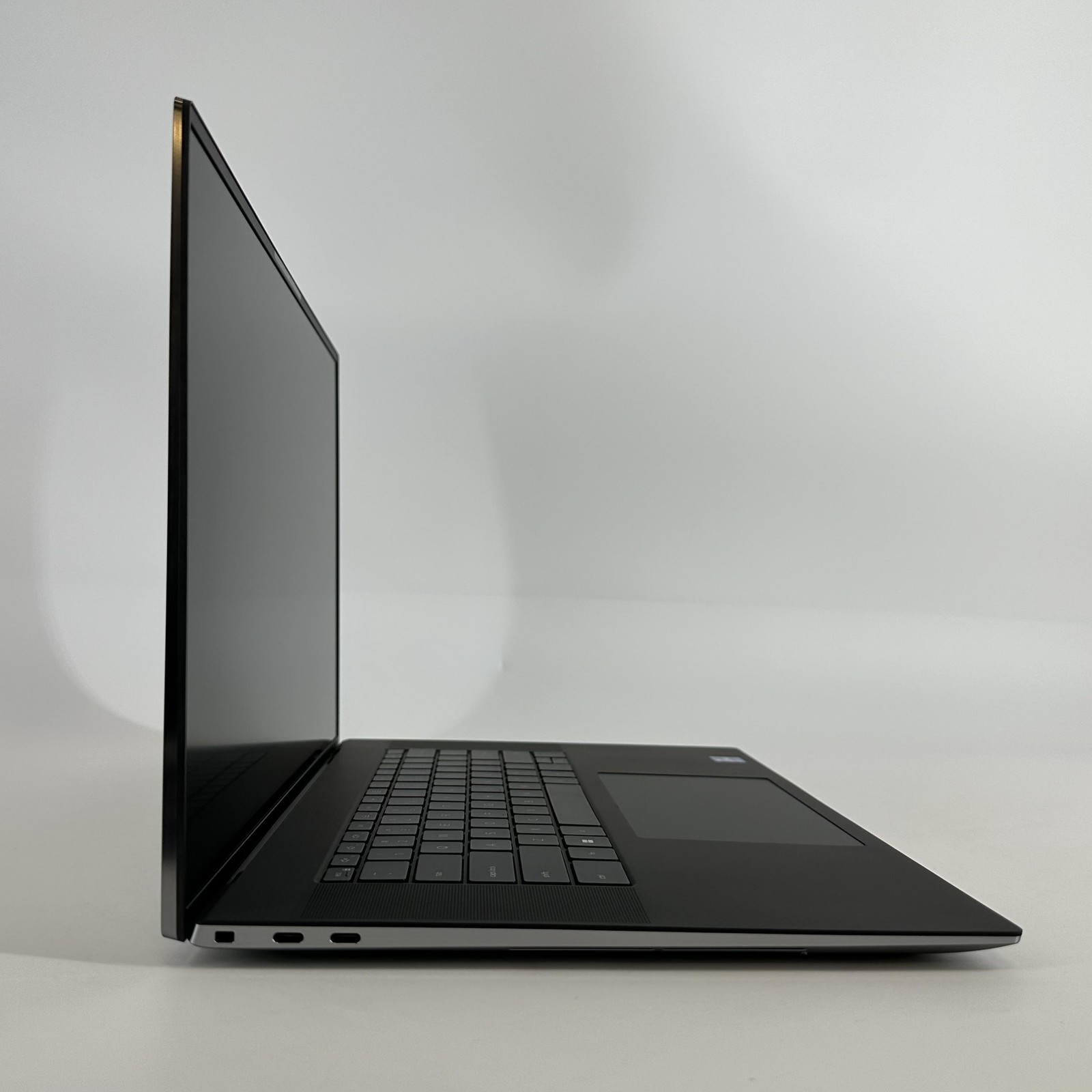Dell Precision 5760 17 FHD+ i7-11850H 2.50GHz 32GB 512GB SSD RTX A3000 Excellent