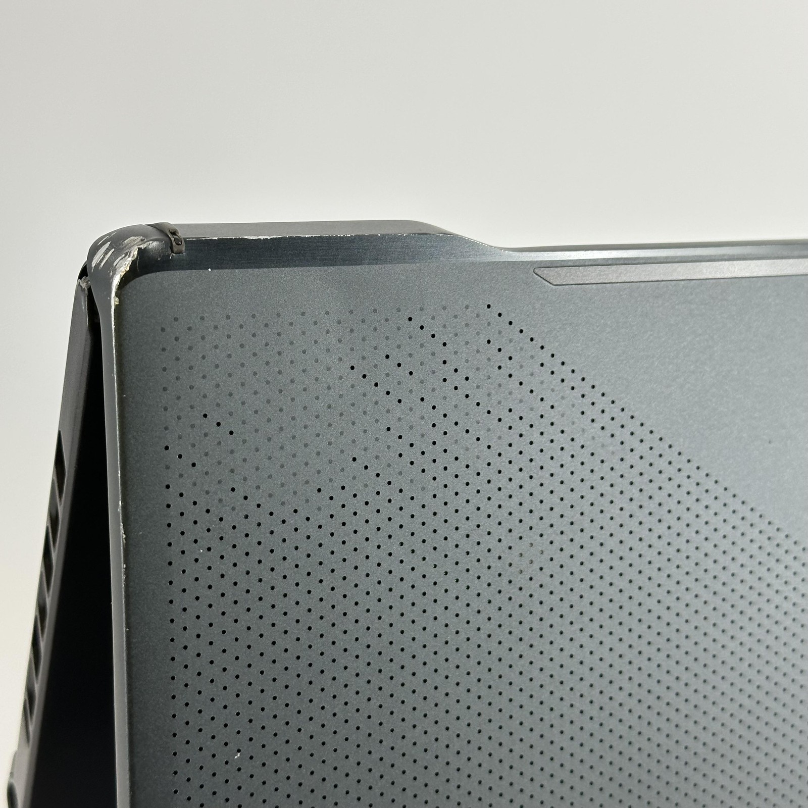 Asus ROG Zephyrus G16 GU603 FHD+ 2.4GHz i7-13620H 24GB 512GB RTX 4060 BAD KEYS