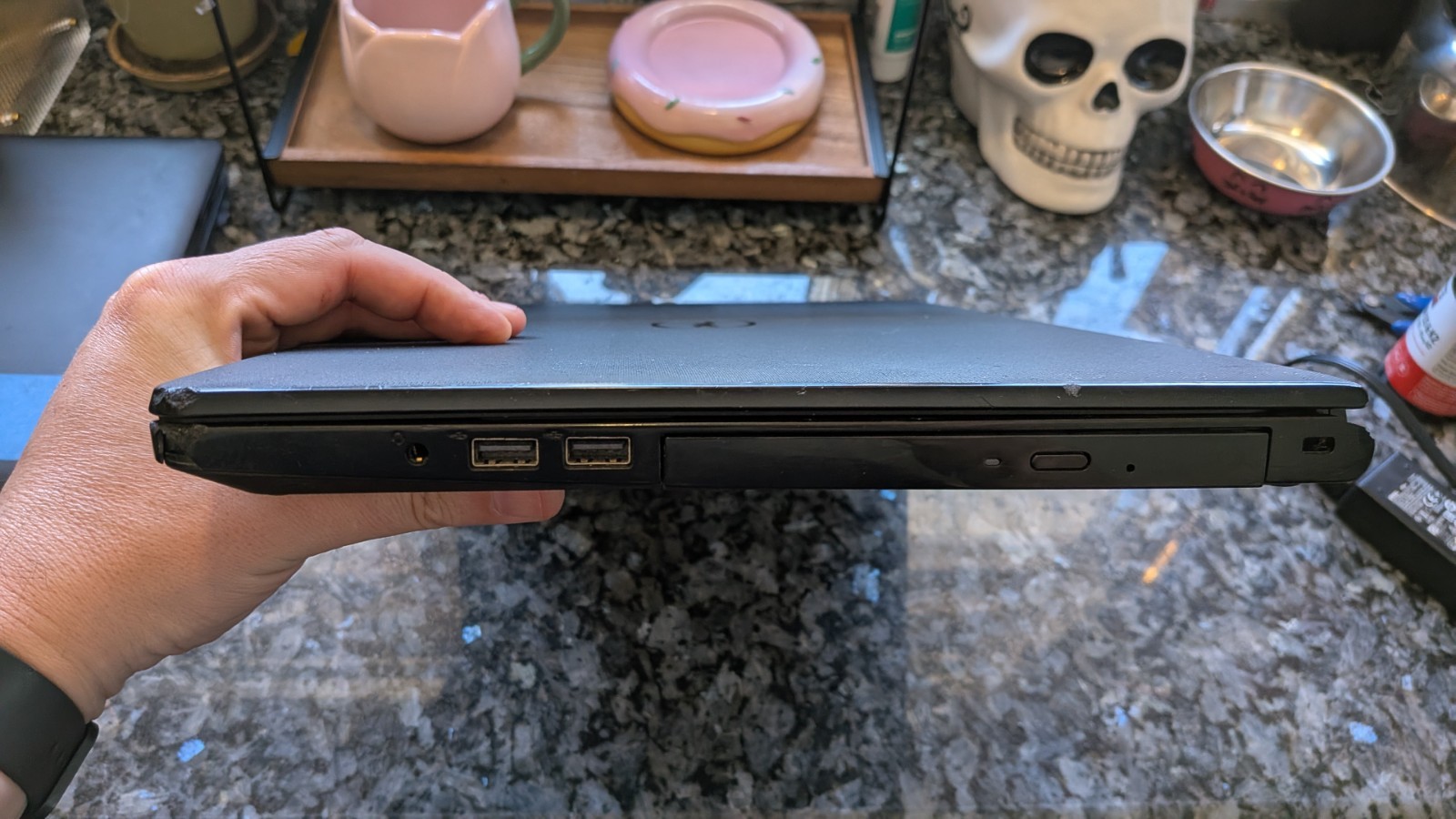 Dell Inspiron 3558 Intel i3-5015U 8GB RAM 256GB SSD