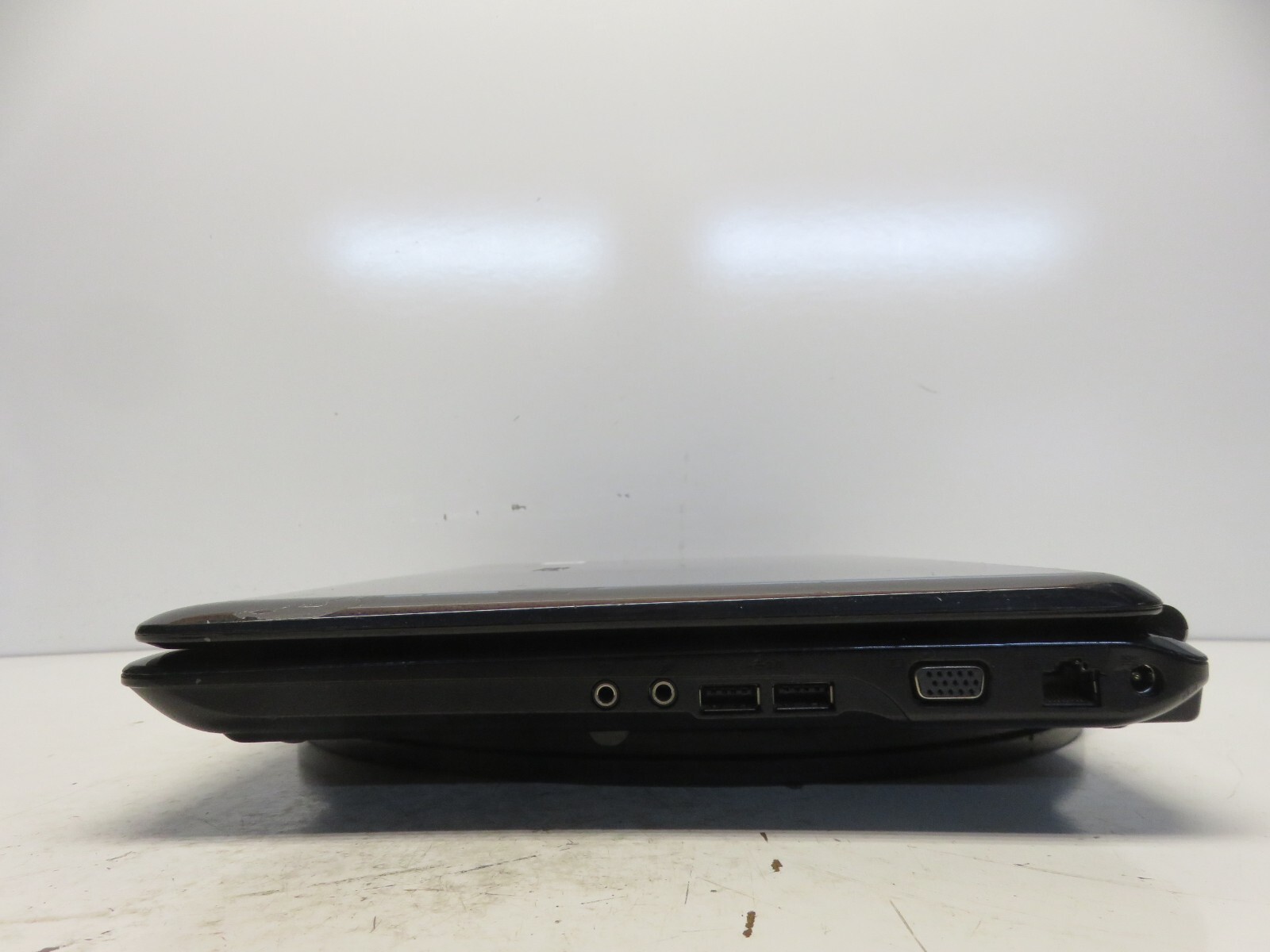 Asus K50I Intel Pentium Dual-Core T4200 2GHz 4 GB NO HDD No Batt