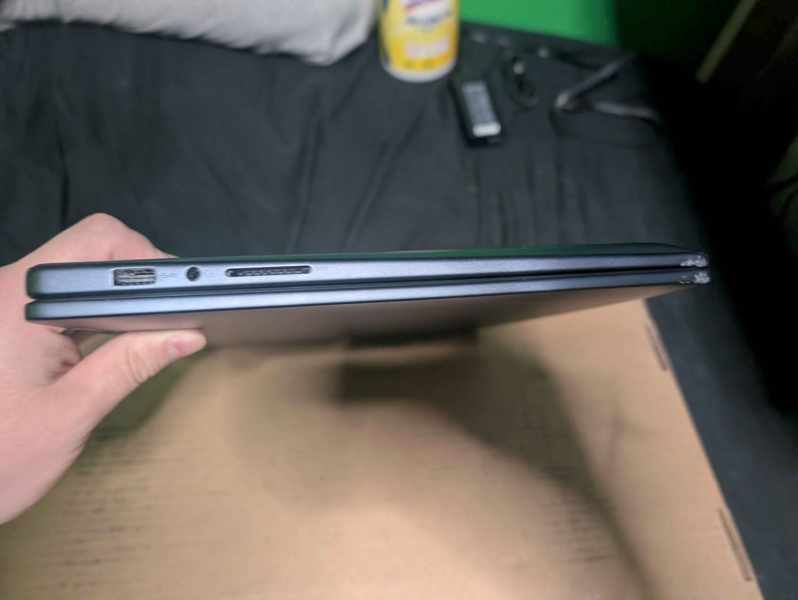 Dell Inspiron 14 7445 2-in-1 Ryzen 7 8840HS 16GB RAM 1TB SSD Touchscreen