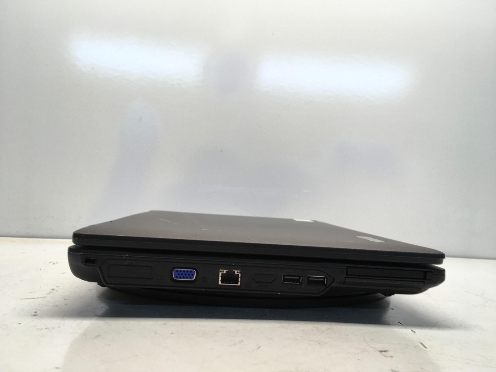 Acer Extensa 5230E Intel Celeron 900 2.2GHz 2 GB NO HDD No Batt