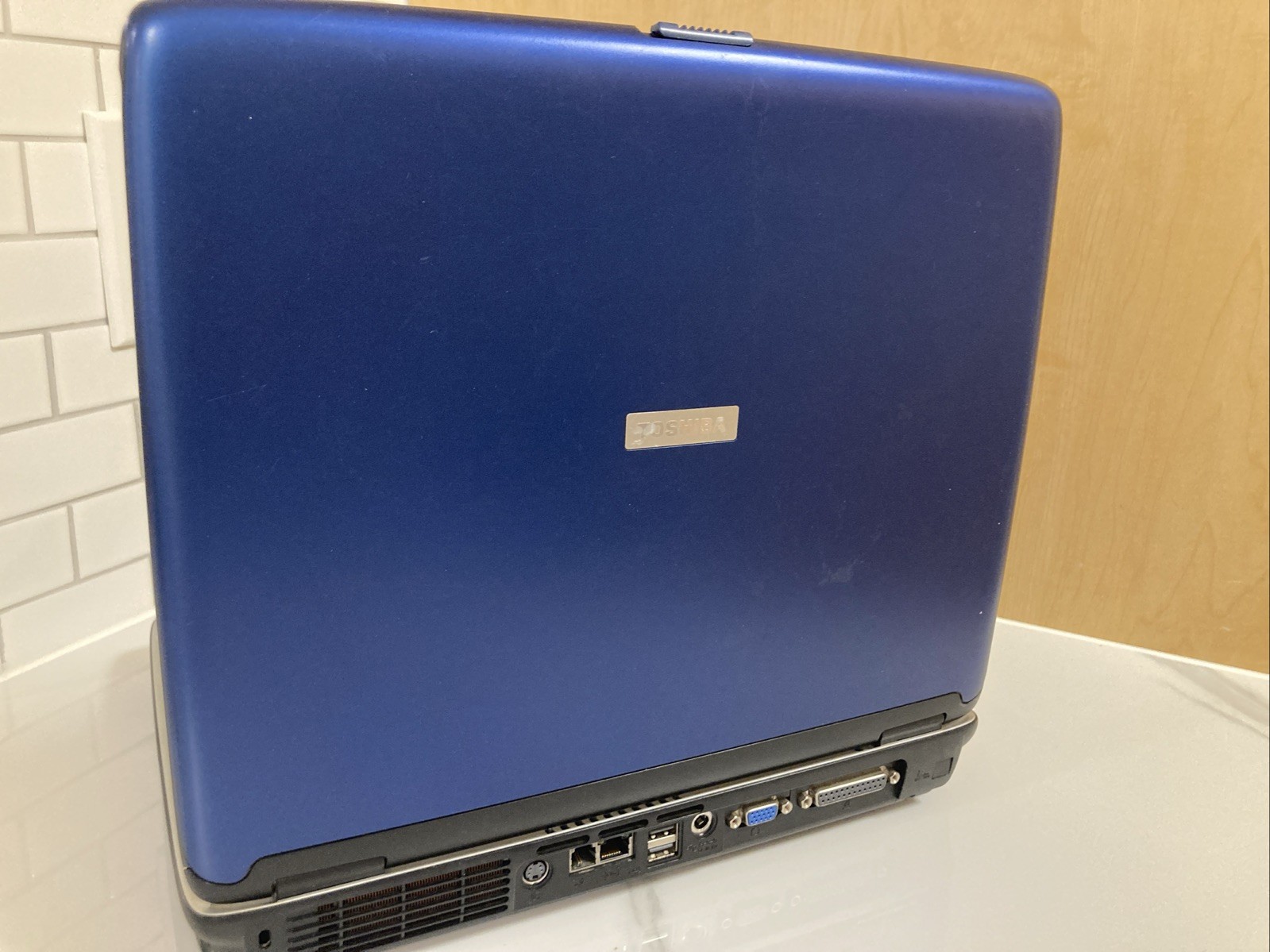 💻 Toshiba Satellite A65-S1762⚙️Pentium 4 ATI | Boots On | No HDD | Parts/Repair