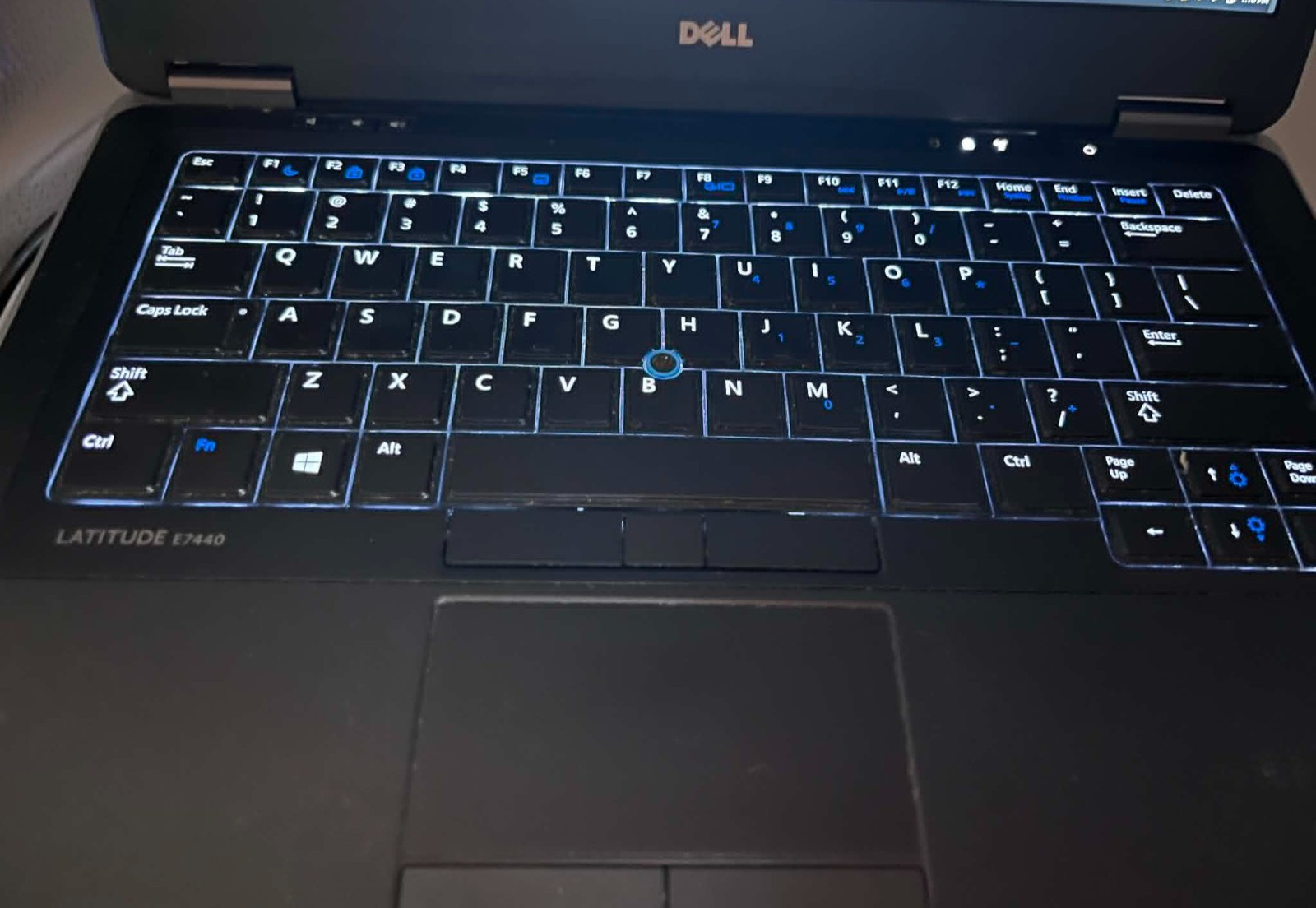 Dell Latitude | Linux Mint | i5-4300U| 8GB| 500GB | Backlit Keys | 1 YR WARRANTY