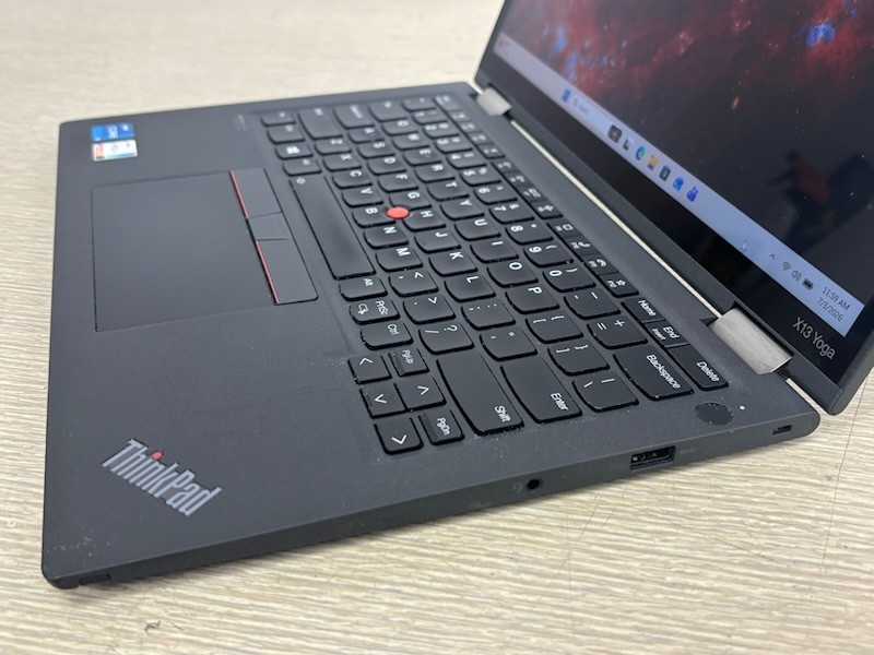 Lenovo ThinkPad X13 Yoga Gen 2 13″ Touch i5-1135G7 16GB 512GB SSD W11 Pro Laptop