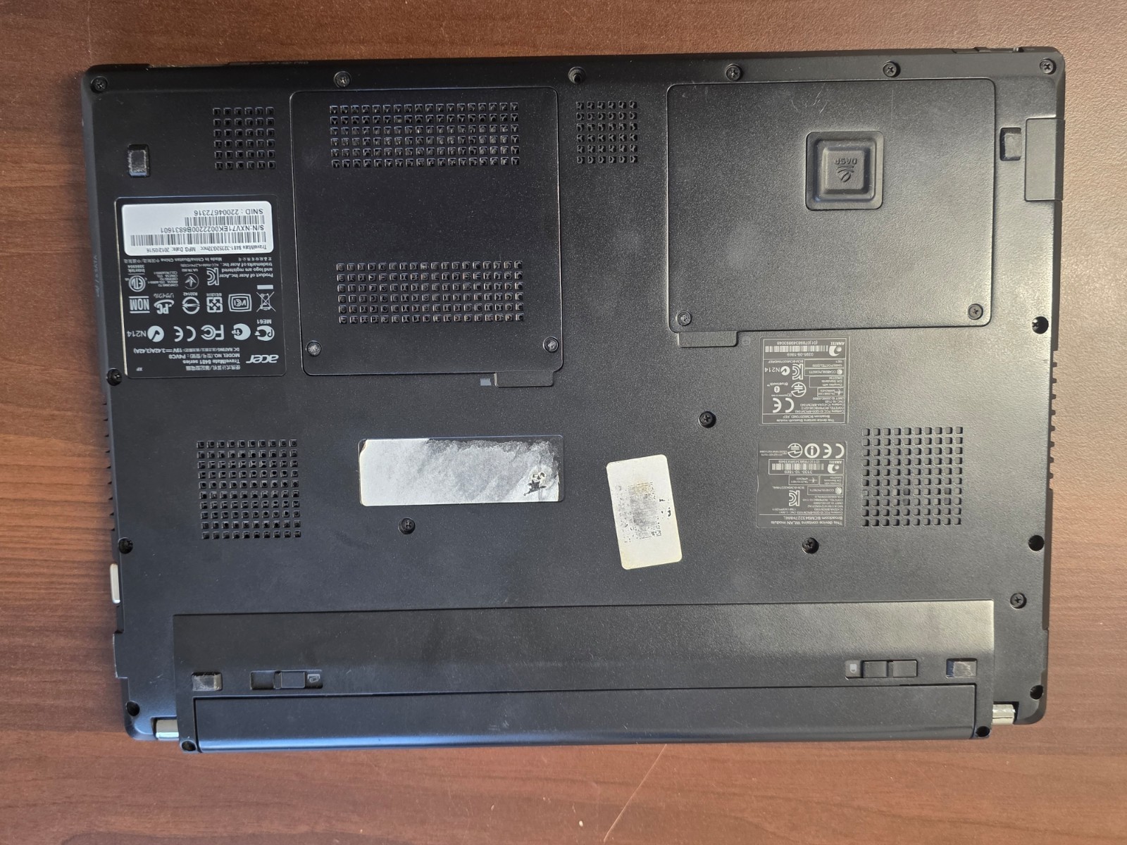 14″ ACER TRAVELMATE 8481 CORE i3-2367M 8GB 240GB SSD HDMI WIN11