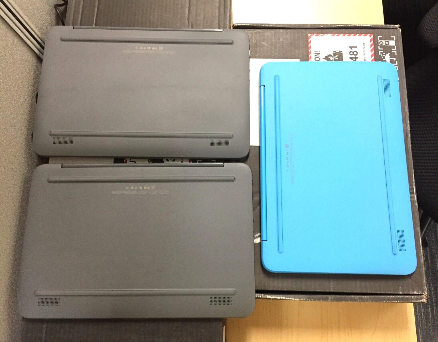 Lot of 3 HP Stream 14-cb012wm 14-cb011wm 14″ Laptop/N3060/4GB/32GB *Bad Battery*