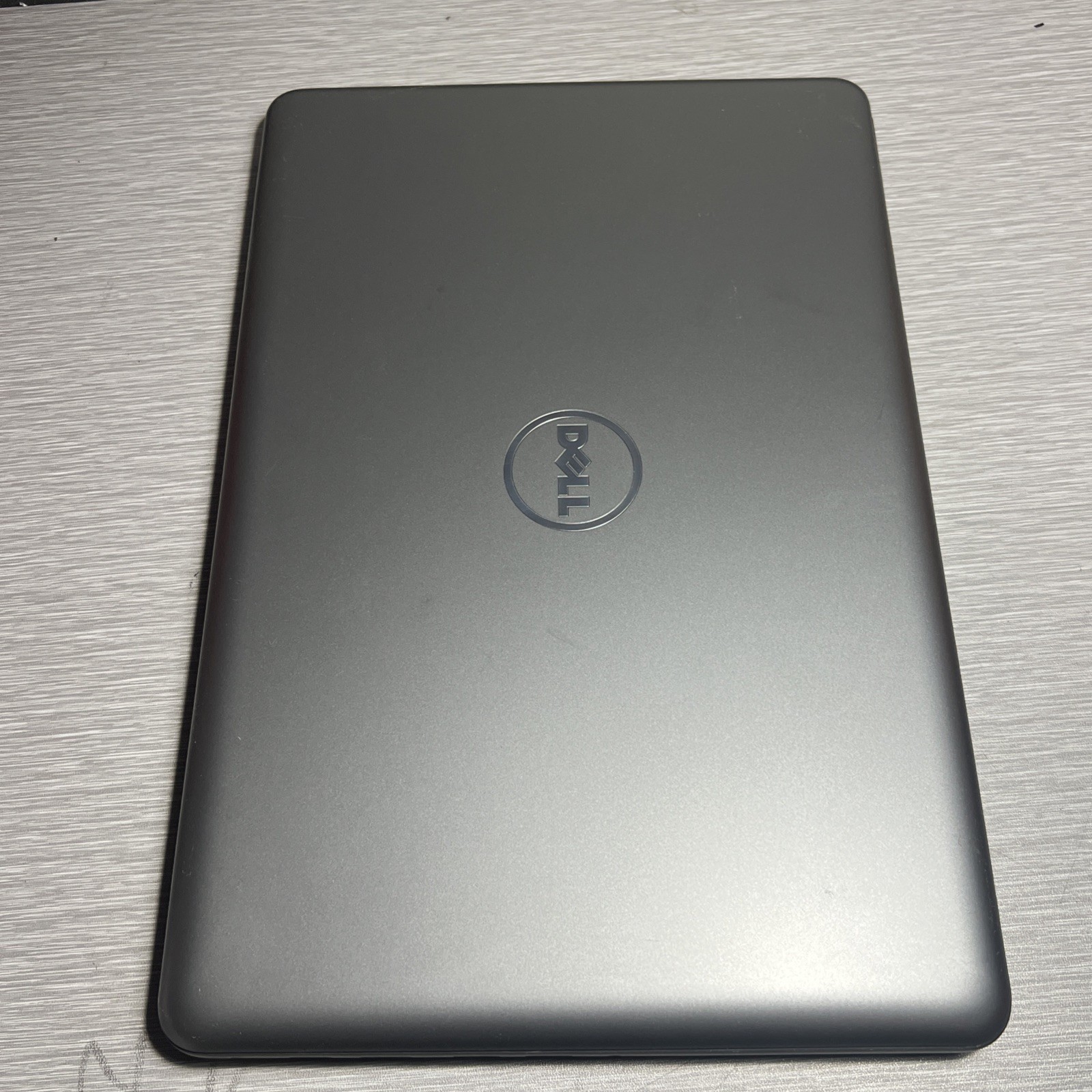 Dell Inspiron P66F Intel Core i5 7th Gen P66F001 15.6″ Laptop *FOR PARTS*