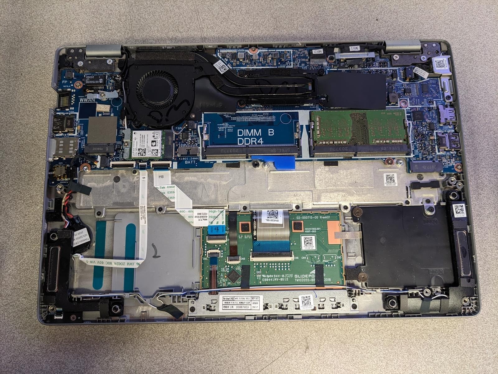 DELL LATITUDE 5310 i5-10210U @ 1.60GHz, 4GB RAM, NO HDD/OS