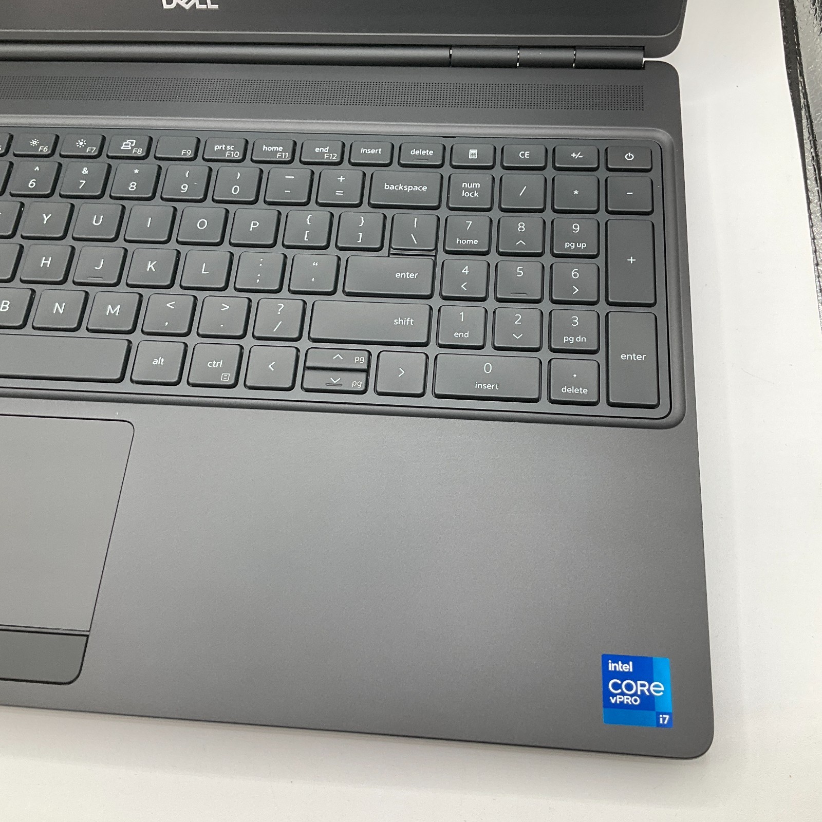 Dell Precision 7560 Laptop 11th Gen Intel Core i7-11850H @ 2.50GHz 64GB 1 TB