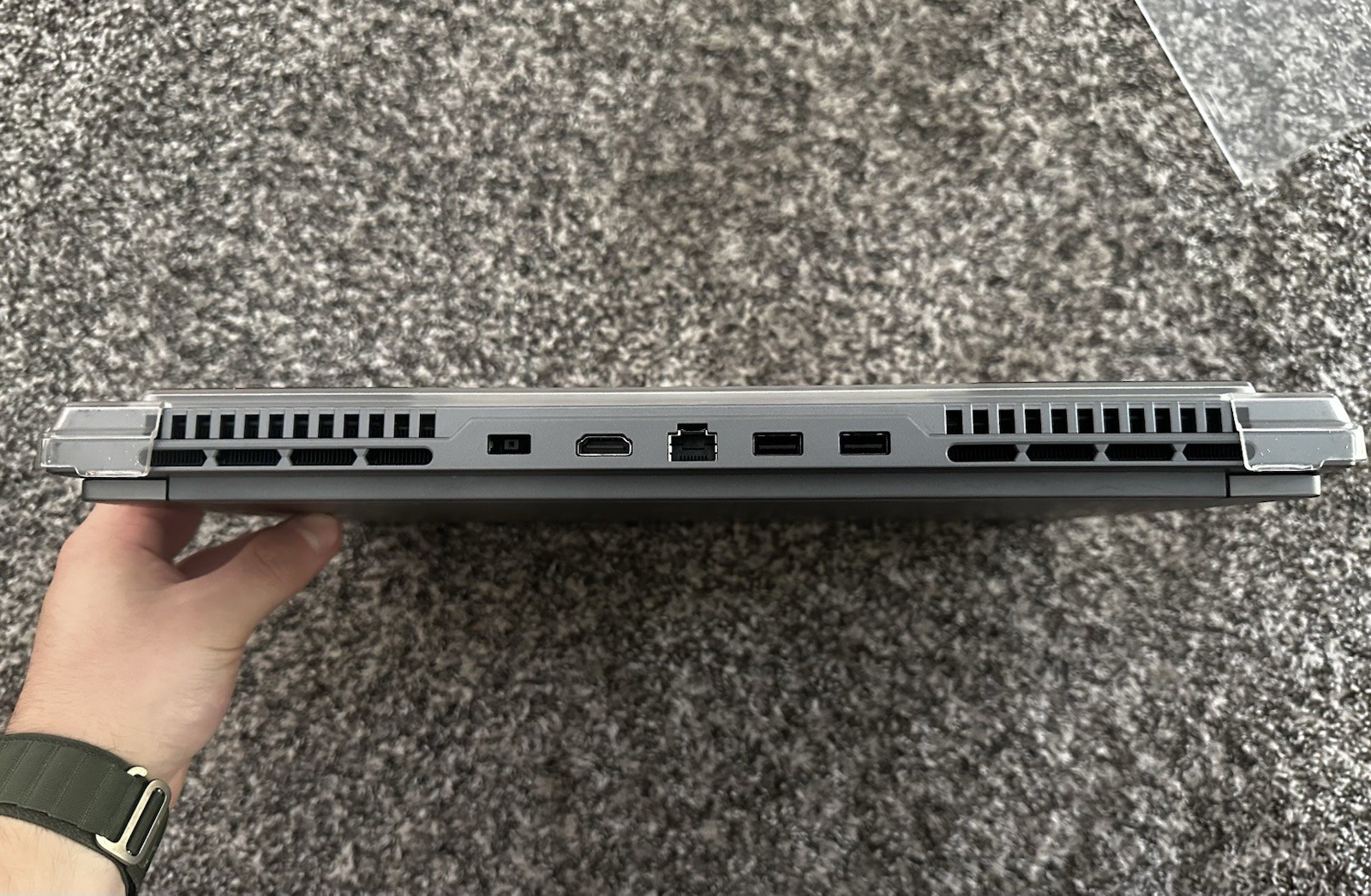 Lenovo Legion 5 16ARP9 16″ Gaming Laptop, Luna Grey (RTX 4070, 16Gb DDR5, 165hz)